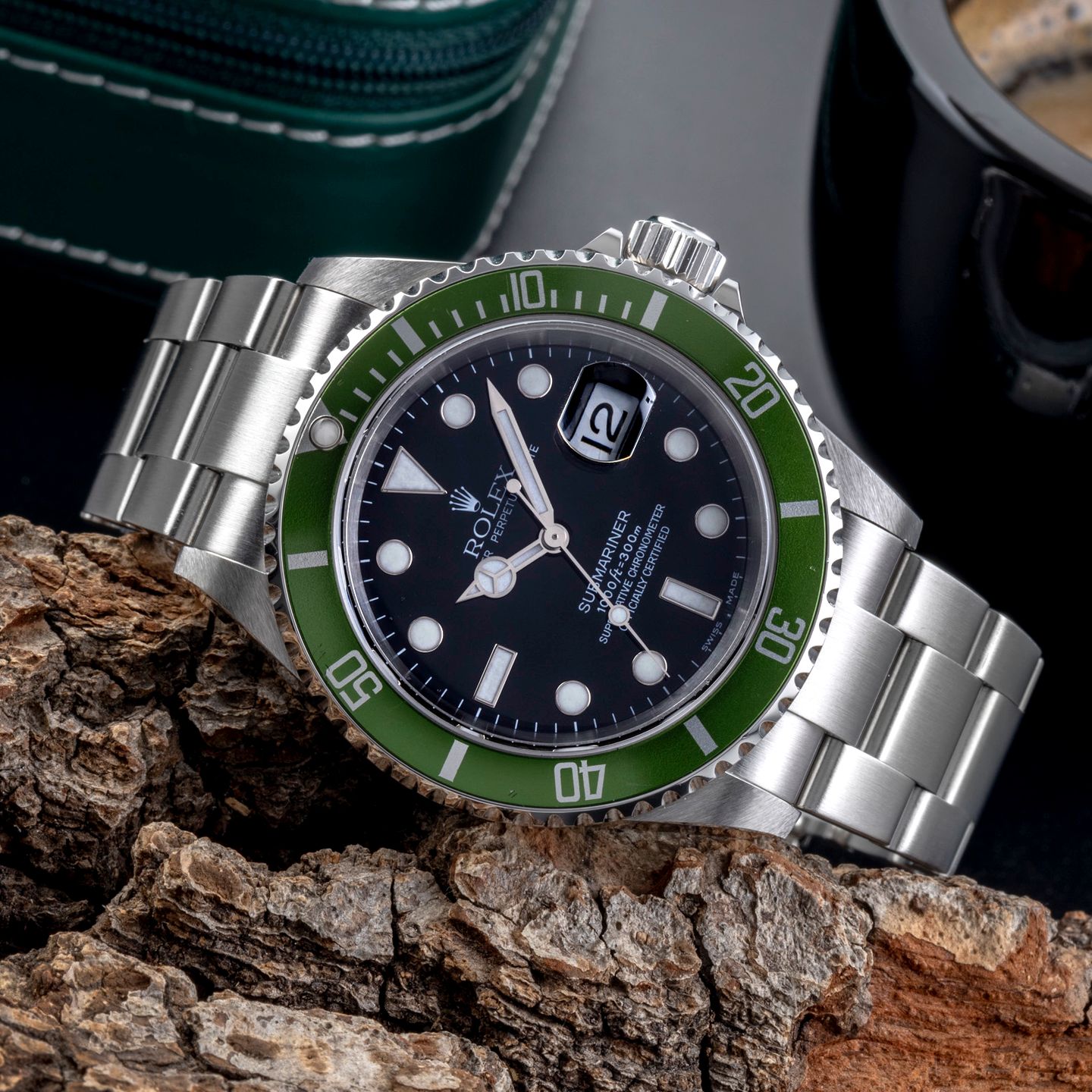Rolex Submariner Date 16610T - (2/8)