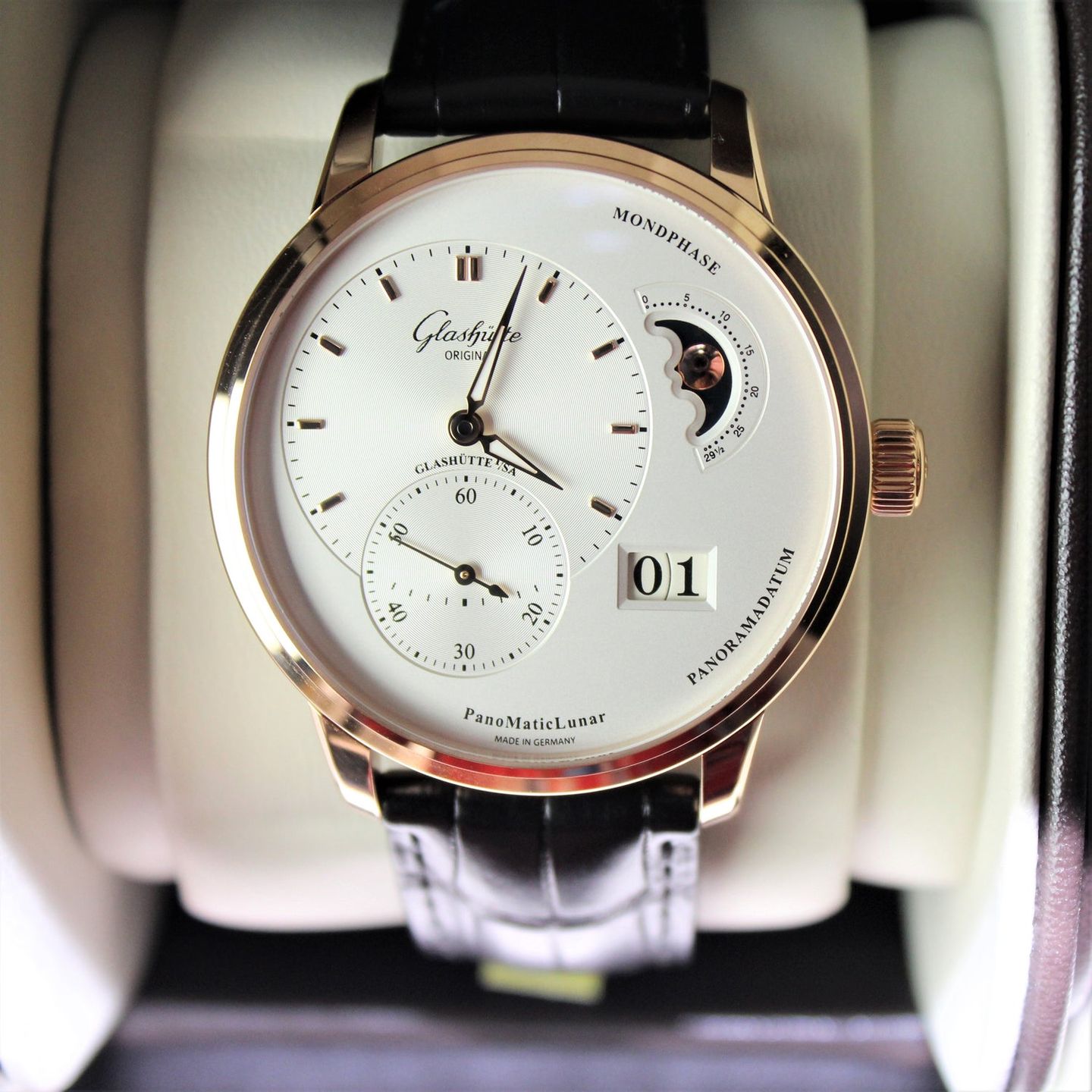Glashütte Original PanoMaticLunar 1-90-02-45-35-61 - (1/3)