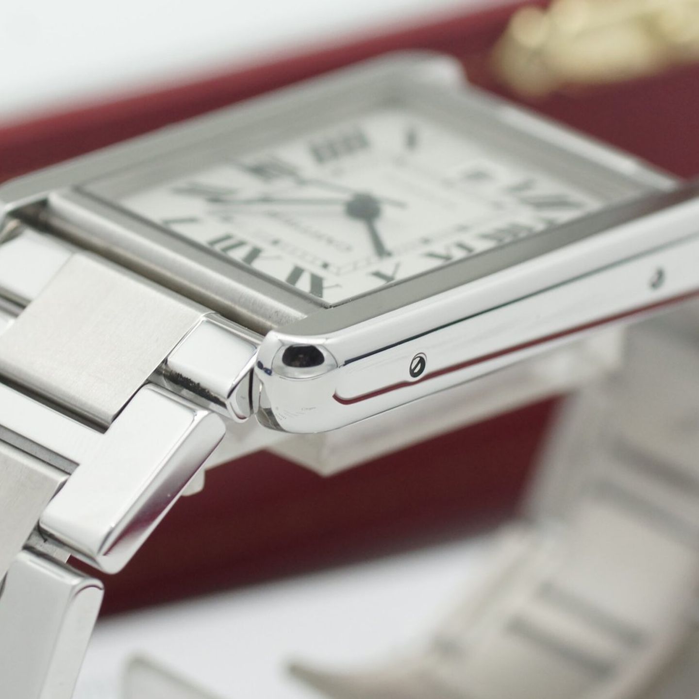 Cartier Tank Solo W5200028 (2016) - Silver dial 31 mm Steel case (8/8)