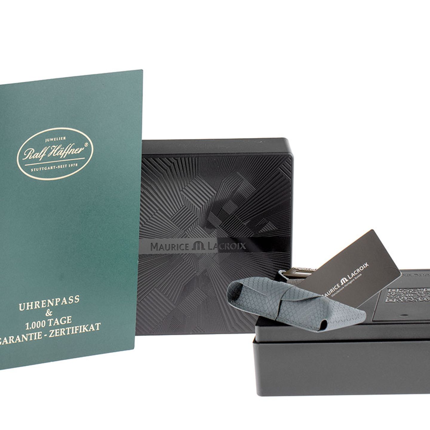 Maurice Lacroix Fiaba FA1104-SS002-G20-1 (Unknown (random serial)) - Green dial 32 mm Steel case (2/6)