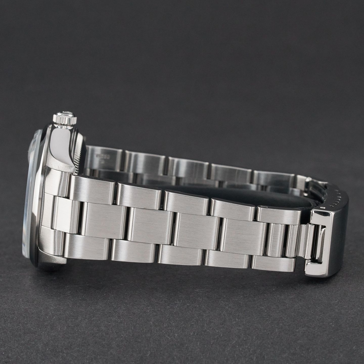 Rolex Oyster Perpetual Date 15200 (1999) - Black dial 34 mm Steel case (5/7)