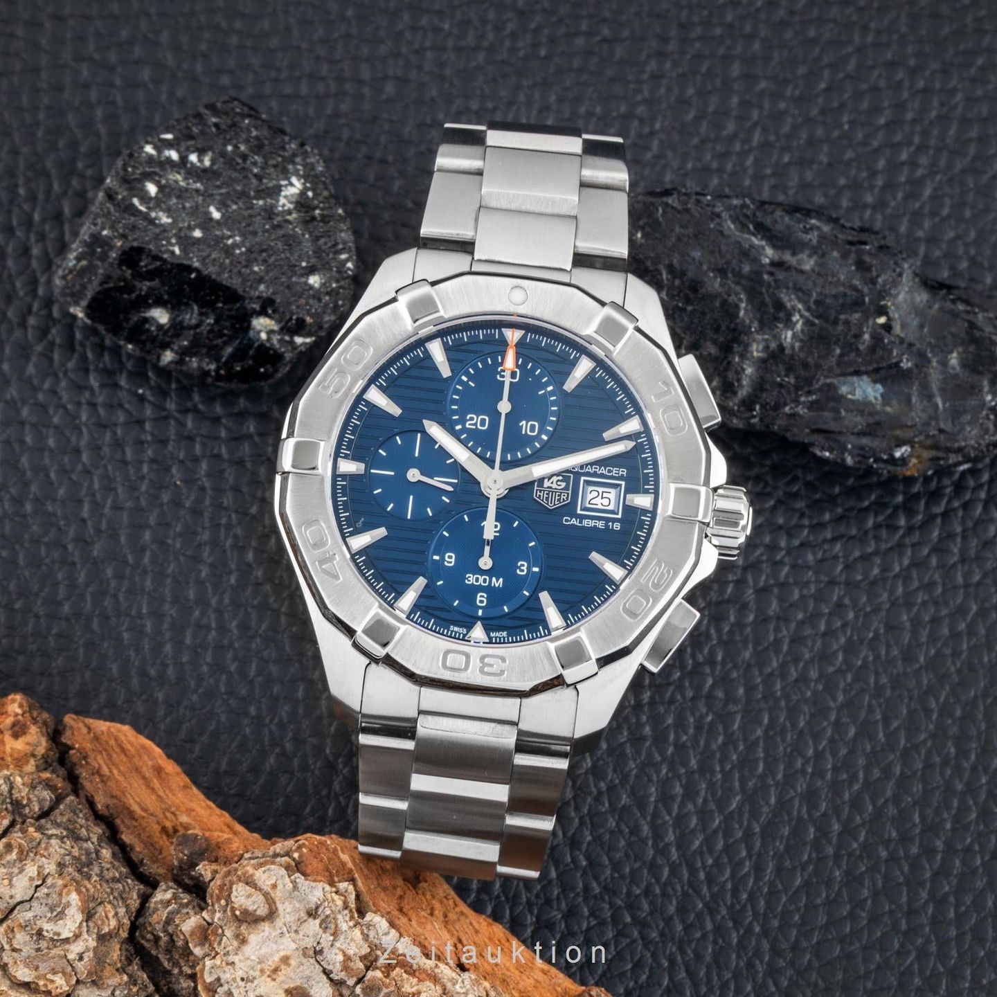 TAG Heuer Aquaracer 300M CAY2112 (2020) - Blue dial 43 mm Steel case (3/8)