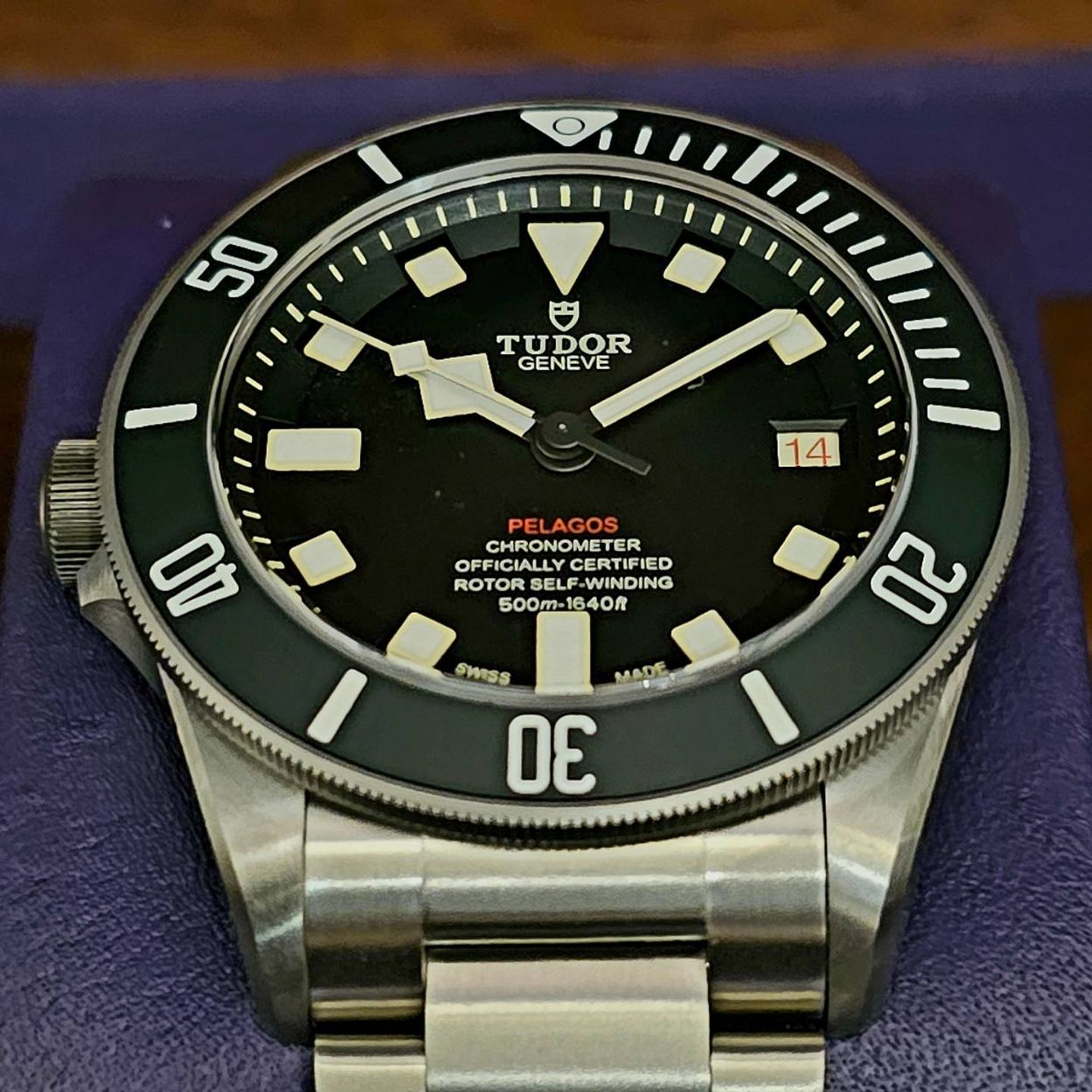 Tudor Pelagos 25610TNL (2017) - Black dial 42 mm Titanium case (4/5)