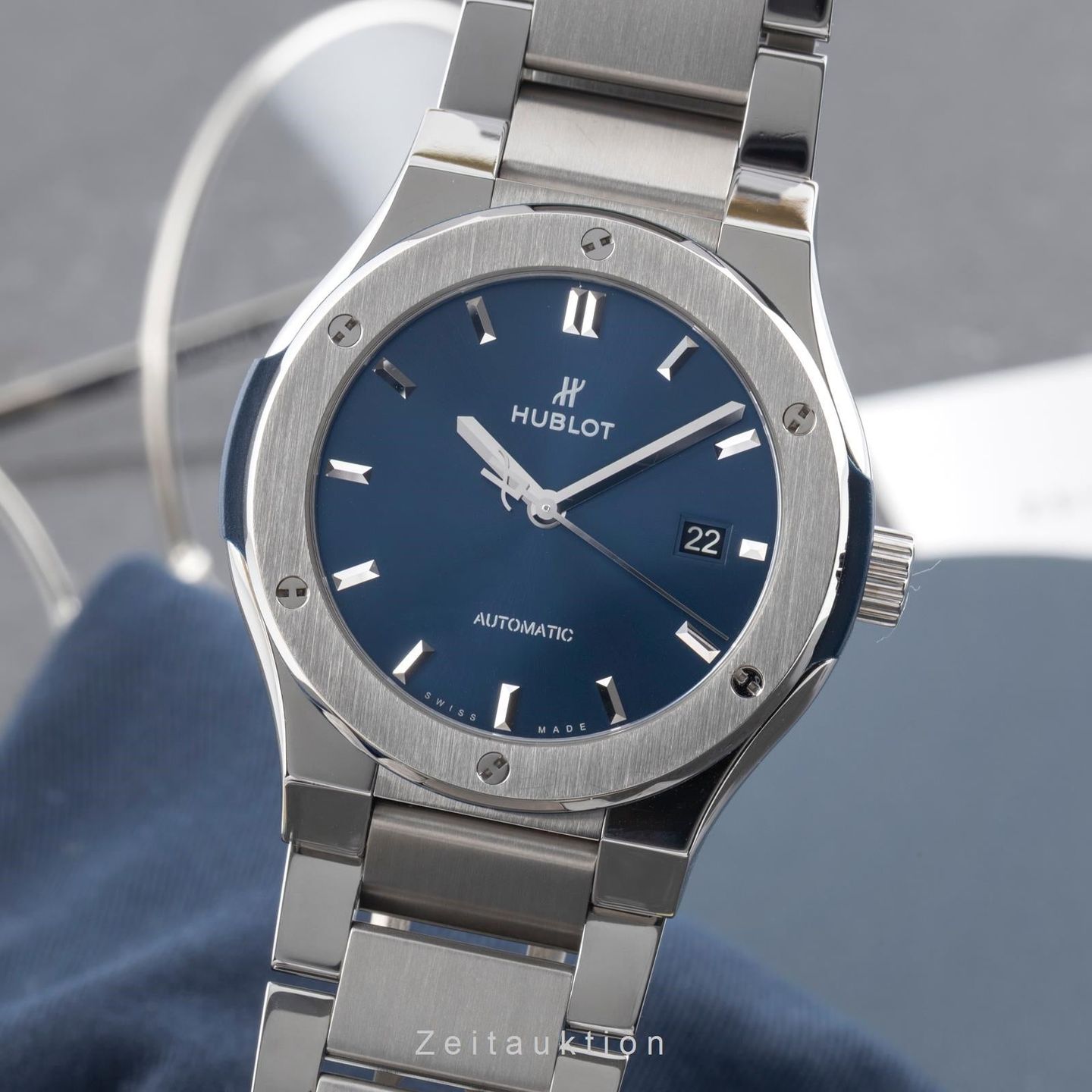 Hublot Classic Fusion Blue 548.NX.7170.NX - (1/8)
