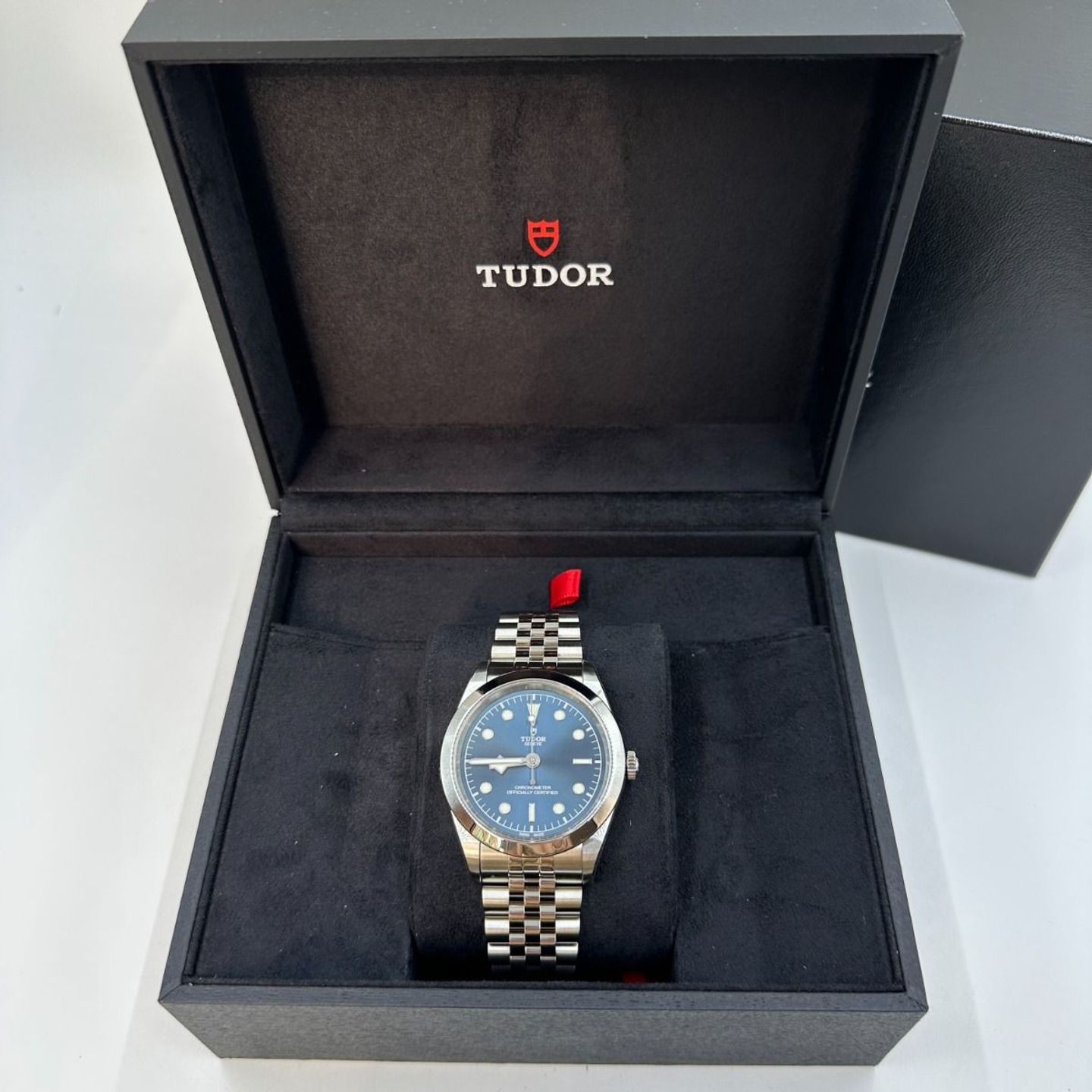 Tudor Black Bay 41 79680-0002 - (4/8)