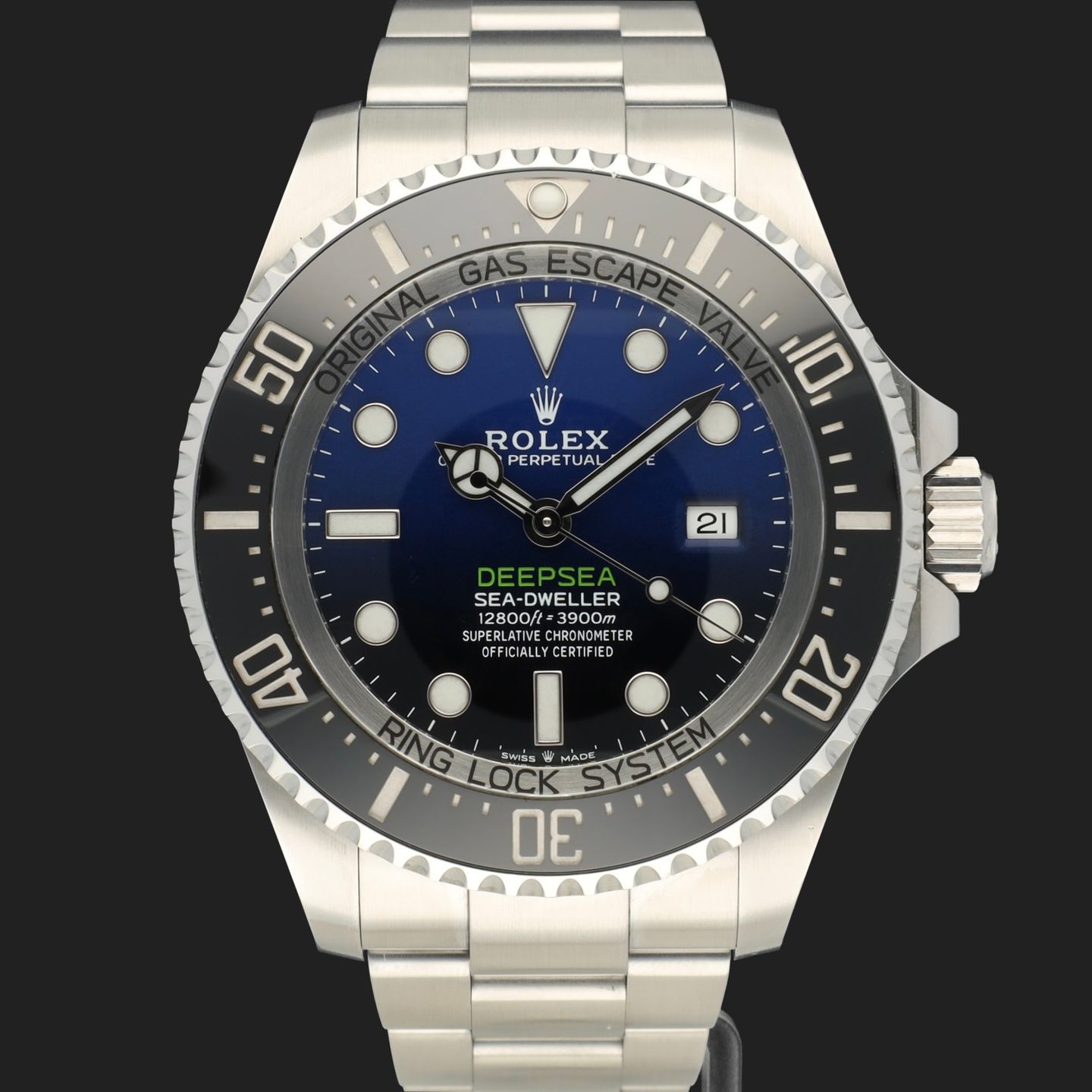 Rolex Sea-Dweller Deepsea 126660 (2019) - Blue dial 44 mm Steel case (2/8)