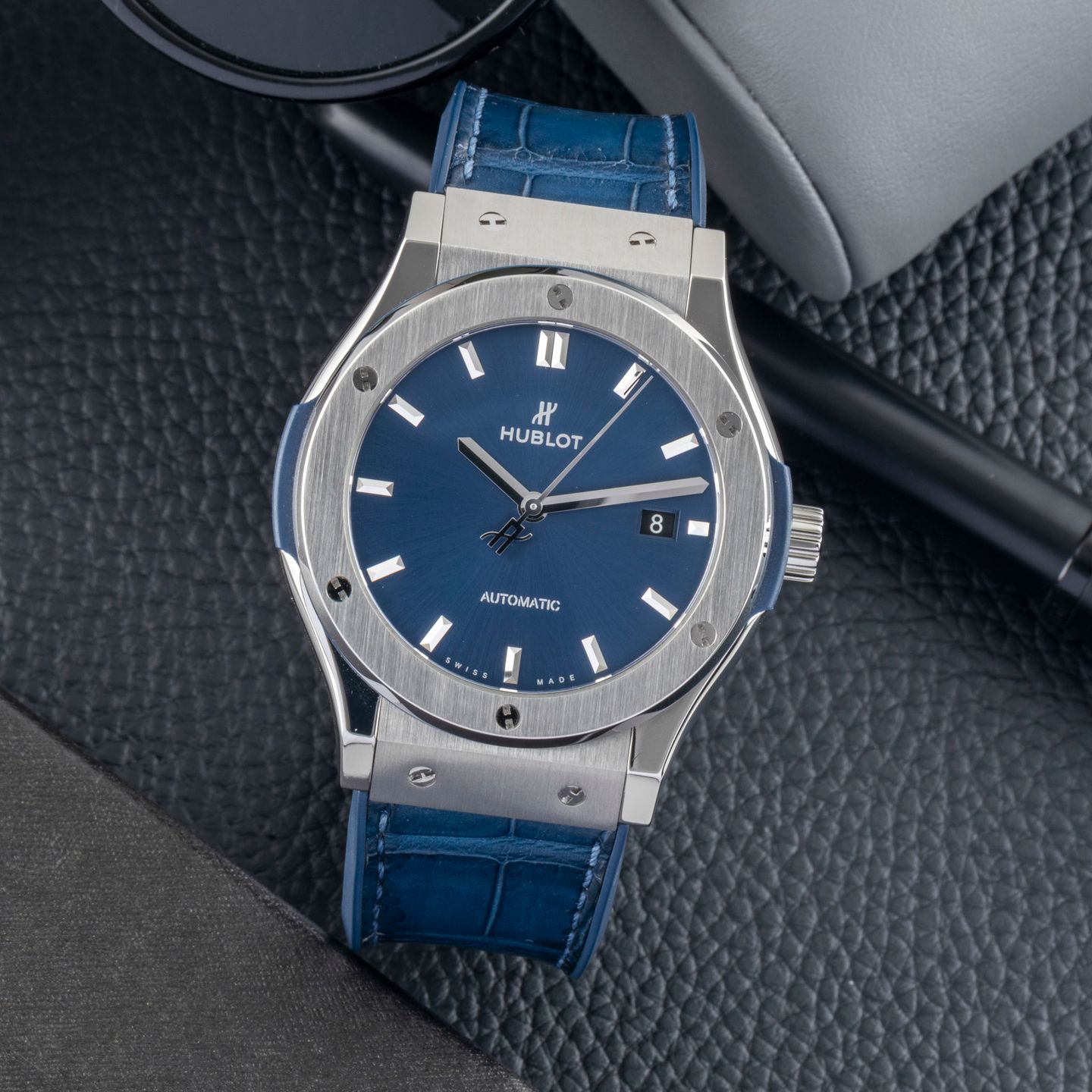 Hublot Classic Fusion Blue 542.NX.7170.LR (Unknown (random serial)) - Blue dial 42 mm Titanium case (1/8)