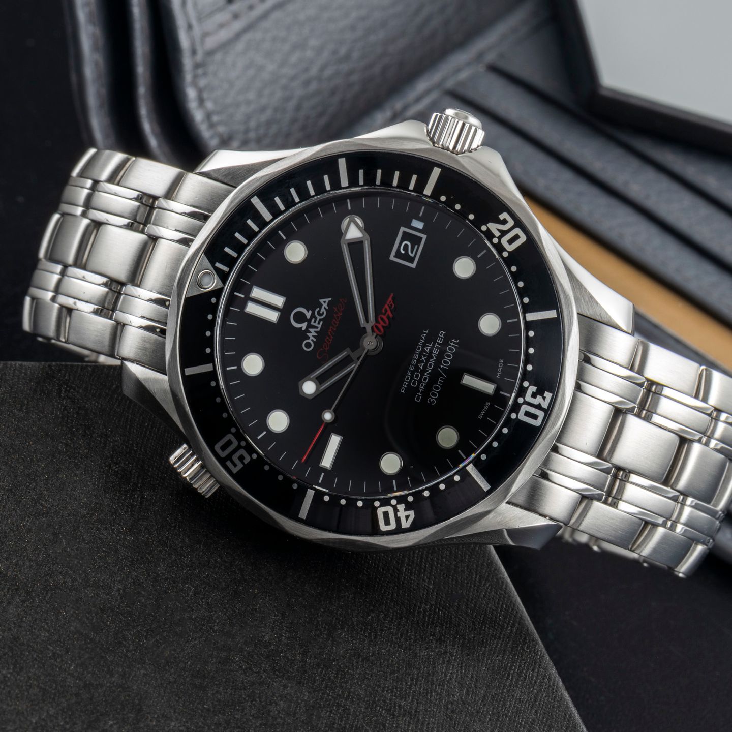 Omega Seamaster Diver 300 M 212.30.41.20.01.001 - (2/8)