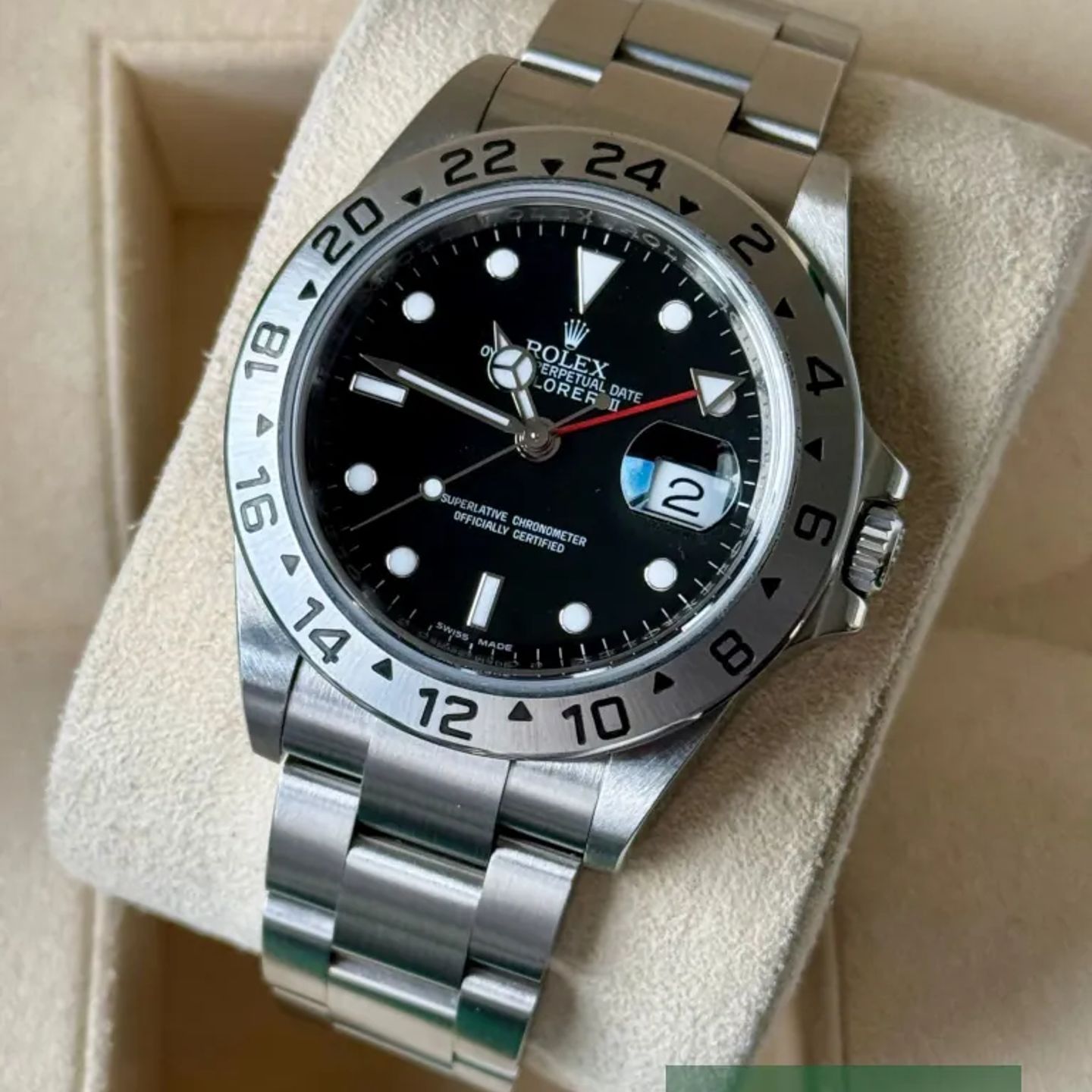 Rolex Explorer II 16570 - (3/7)