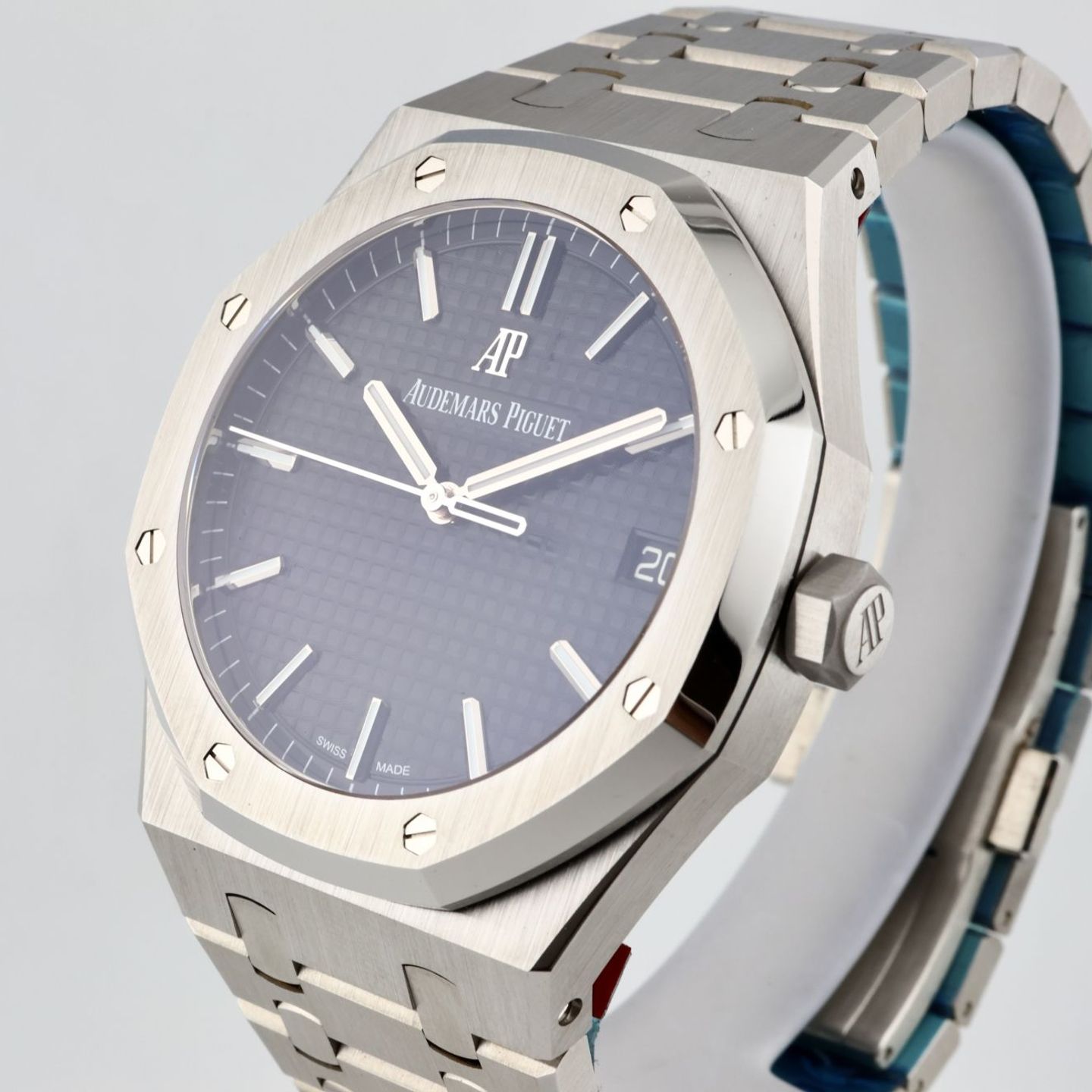 Audemars Piguet Royal Oak Selfwinding 15500ST.OO.1220ST.03 (Onbekend (willekeurig serienummer)) - Zwart wijzerplaat 41mm Staal (3/8)