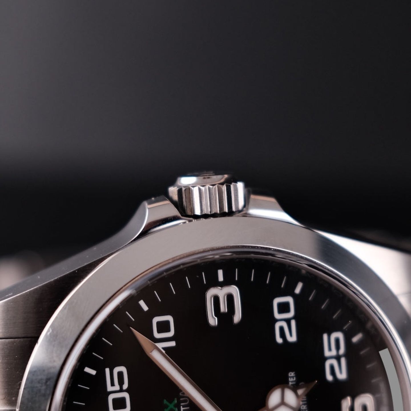 Rolex Air-King 126900 (2023) - Black dial 40 mm Steel case (4/8)