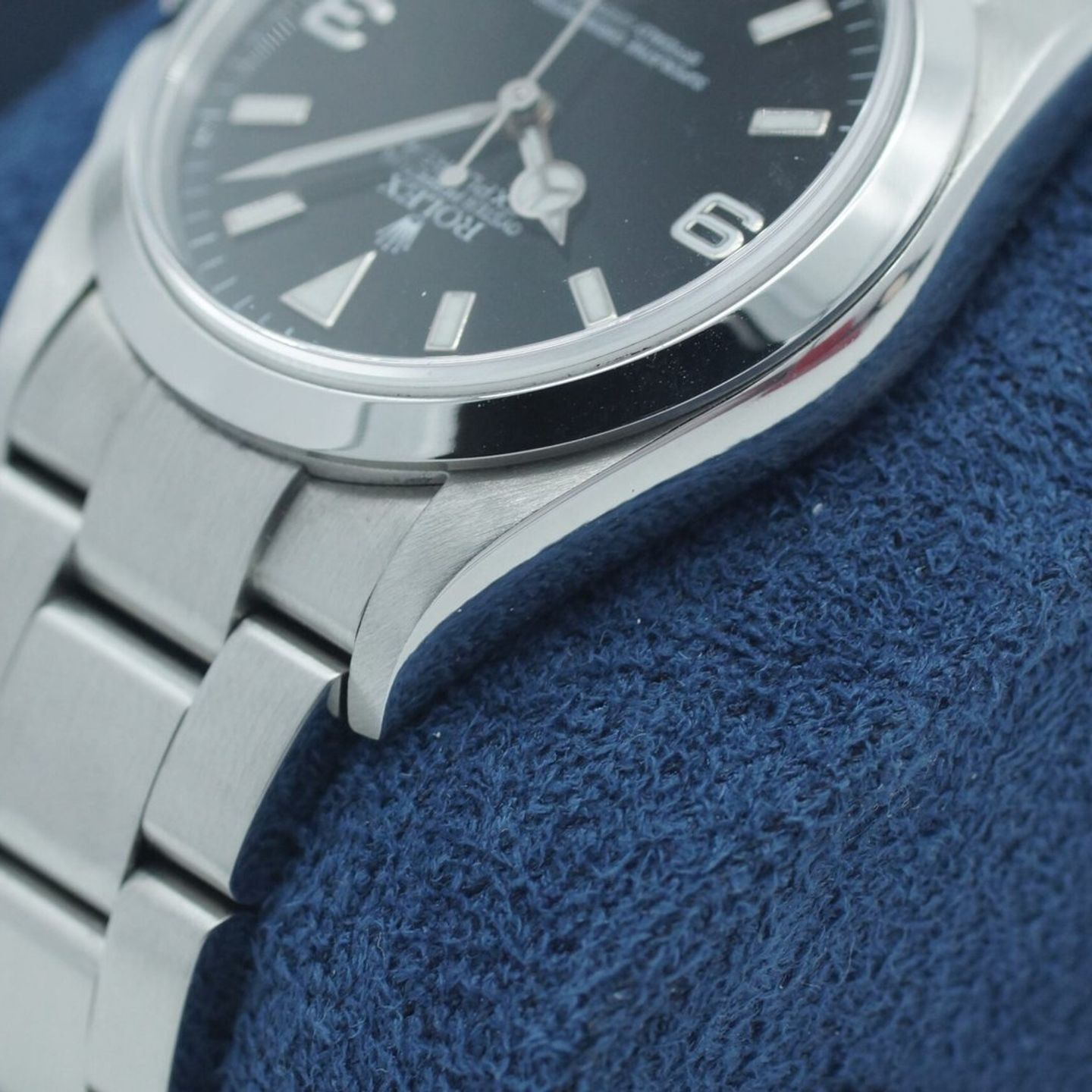 Rolex Explorer 114270 (2005) - Black dial 36 mm Steel case (7/8)