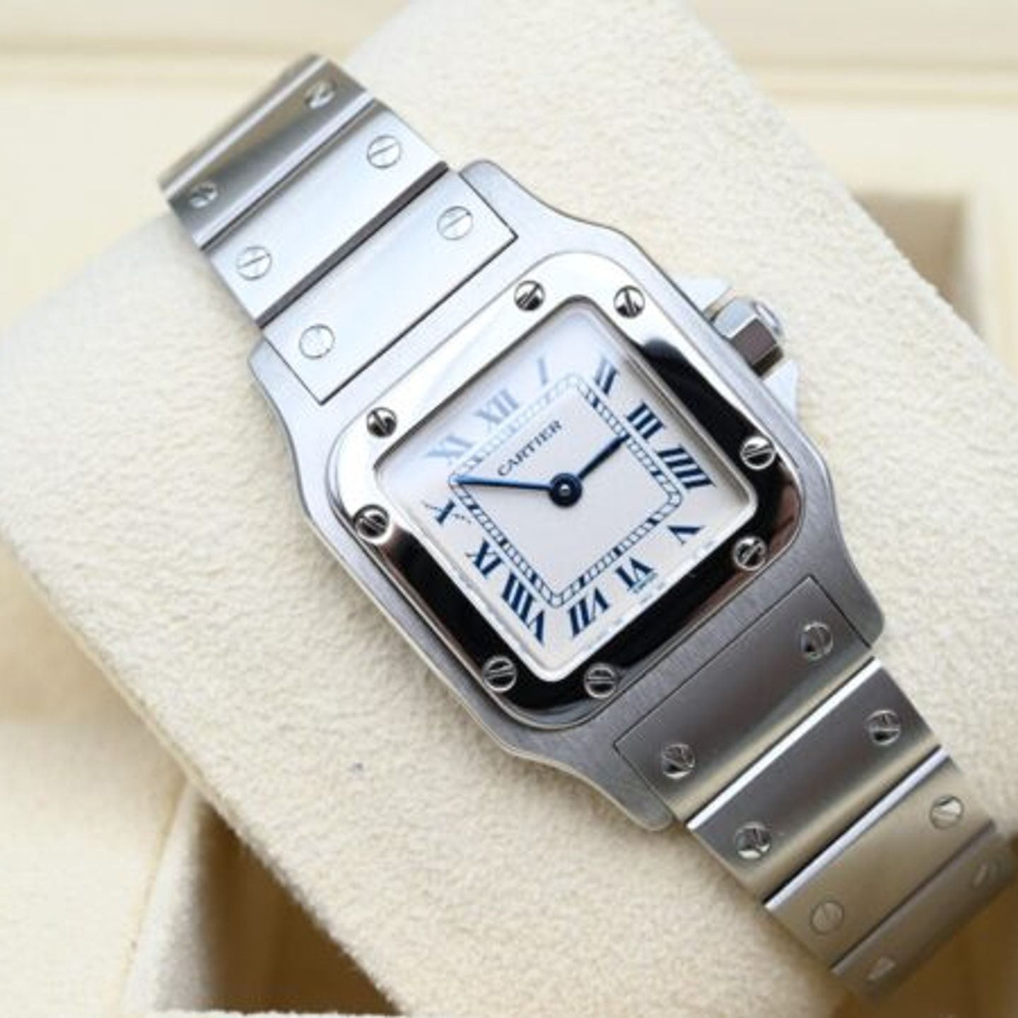 Cartier Santos Galbée 1565 (Unknown (random serial)) - White dial 24 mm Steel case (1/7)