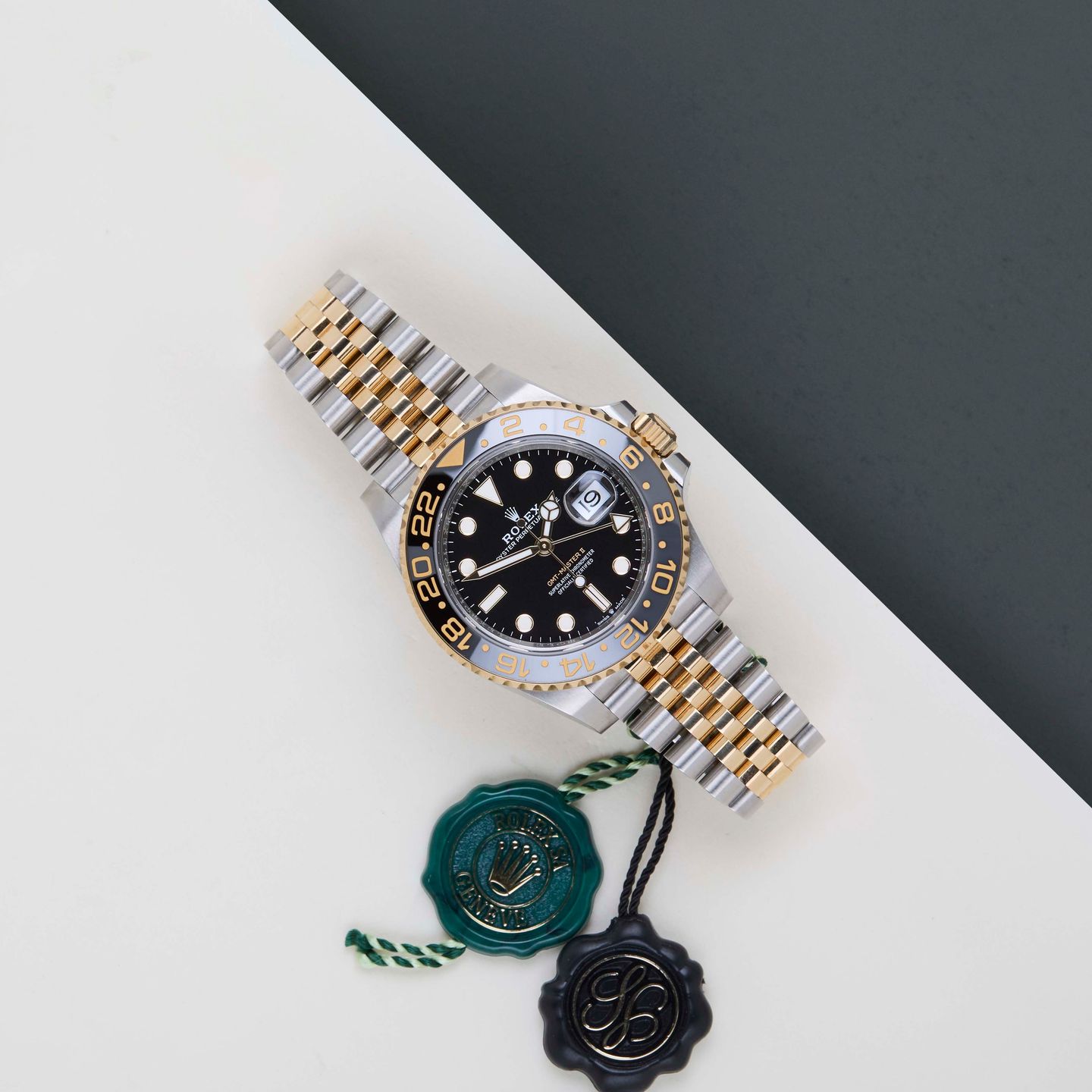 Rolex GMT-Master II 126713GRNR - (2/8)