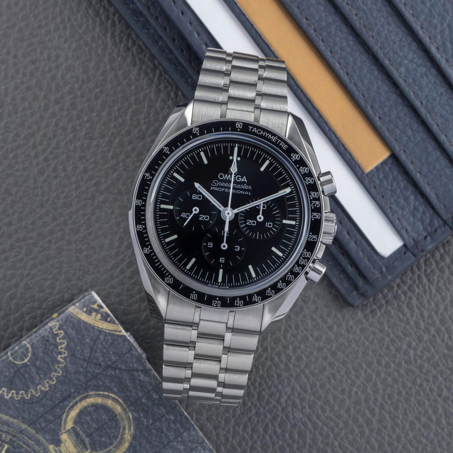 Omega Speedmaster Professional Moonwatch 310.30.42.50.01.002 (Onbekend (willekeurig serienummer)) - Zwart wijzerplaat 42mm Staal (1/8)