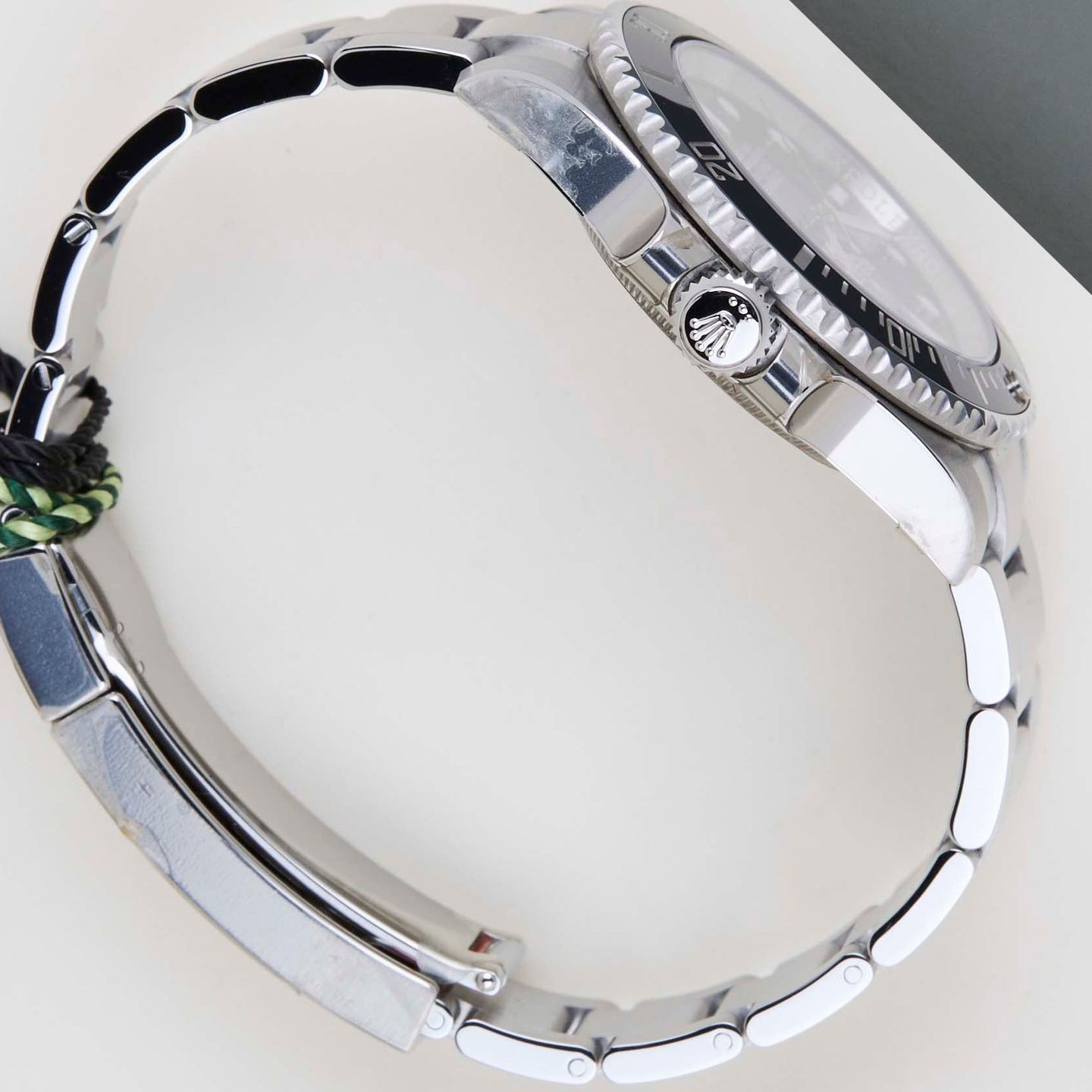 Rolex Submariner No Date 114060 (2016) - Black dial 40 mm Steel case (7/8)