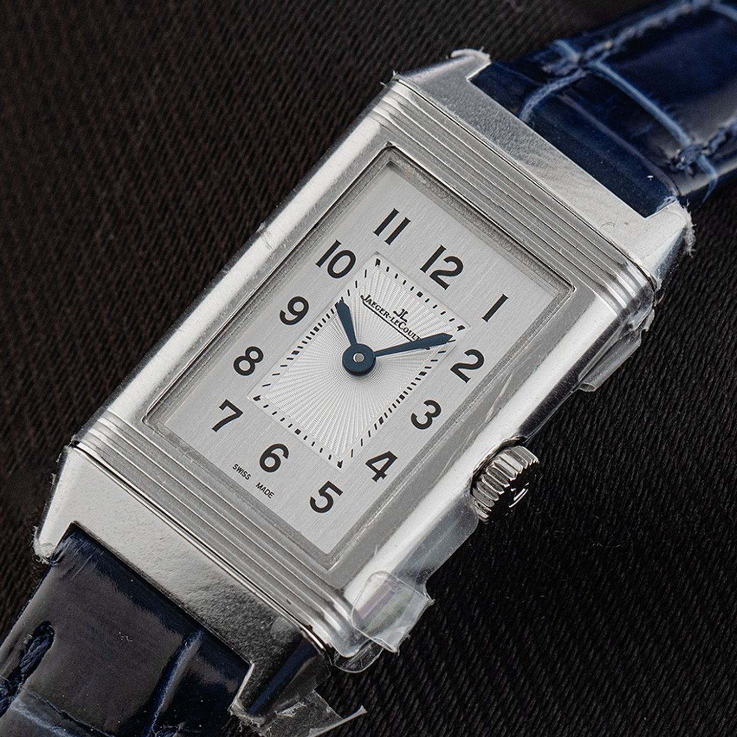 Jaeger-LeCoultre Reverso Classique Q3878520 (2026) - Silver dial Steel case (4/8)