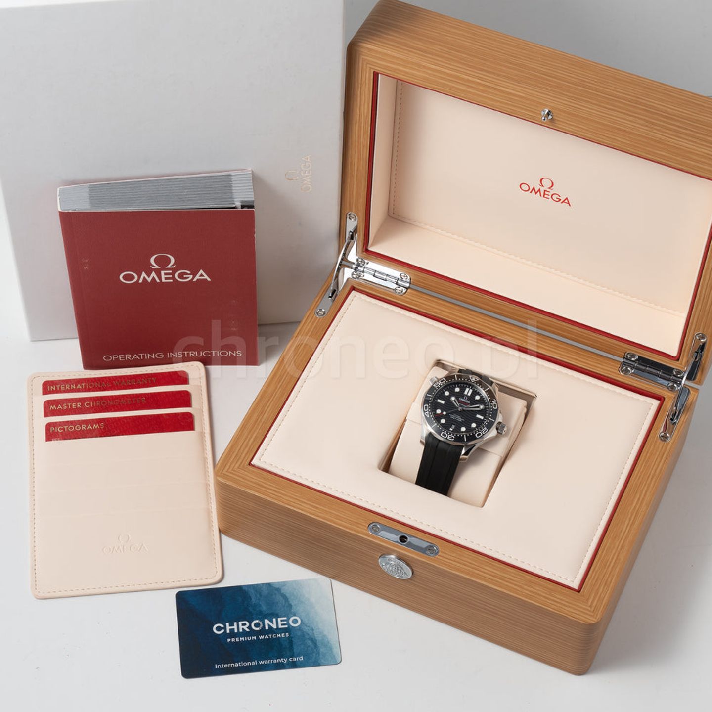 Omega Seamaster Diver 300 M 210.32.42.20.01.001 (2025) - Black dial 42 mm Steel case (8/8)