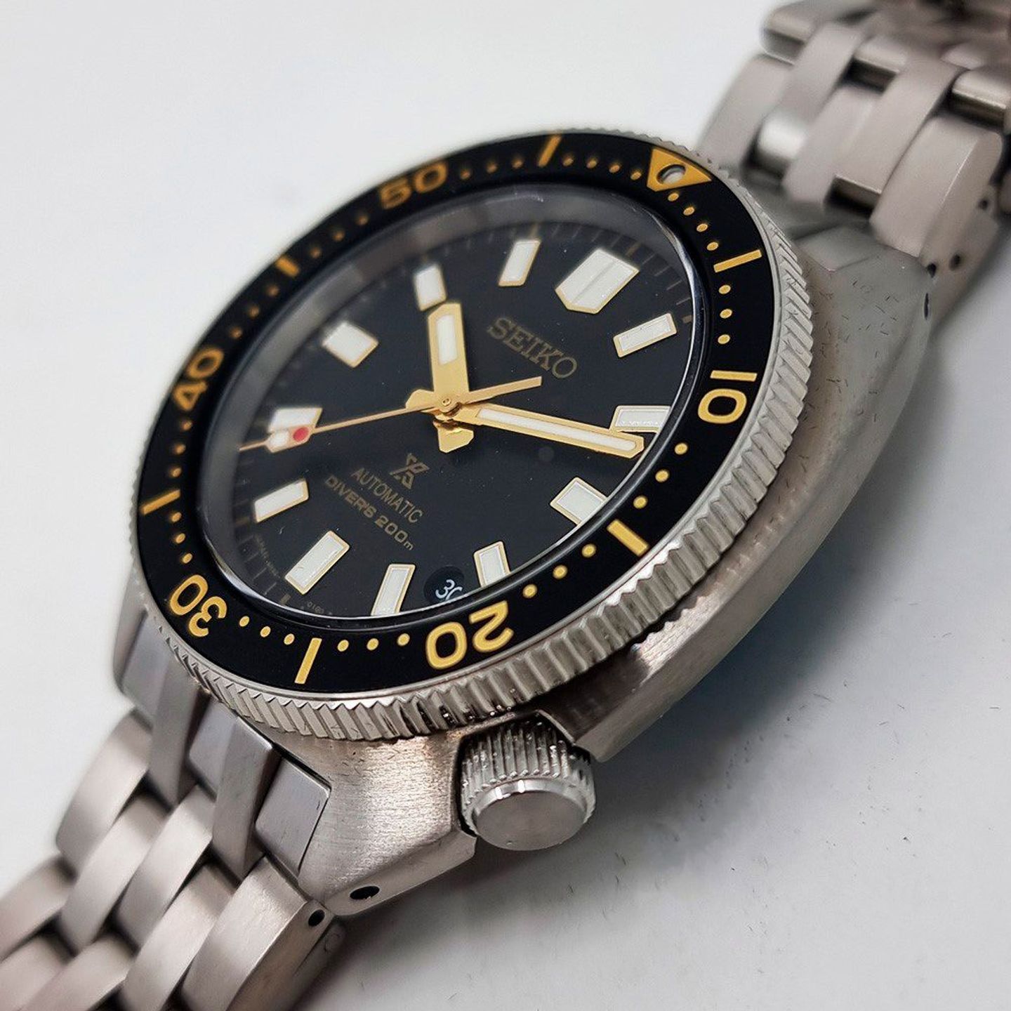 Seiko Prospex SPB315J1 (2025) - Black dial 41 mm Steel case (3/8)