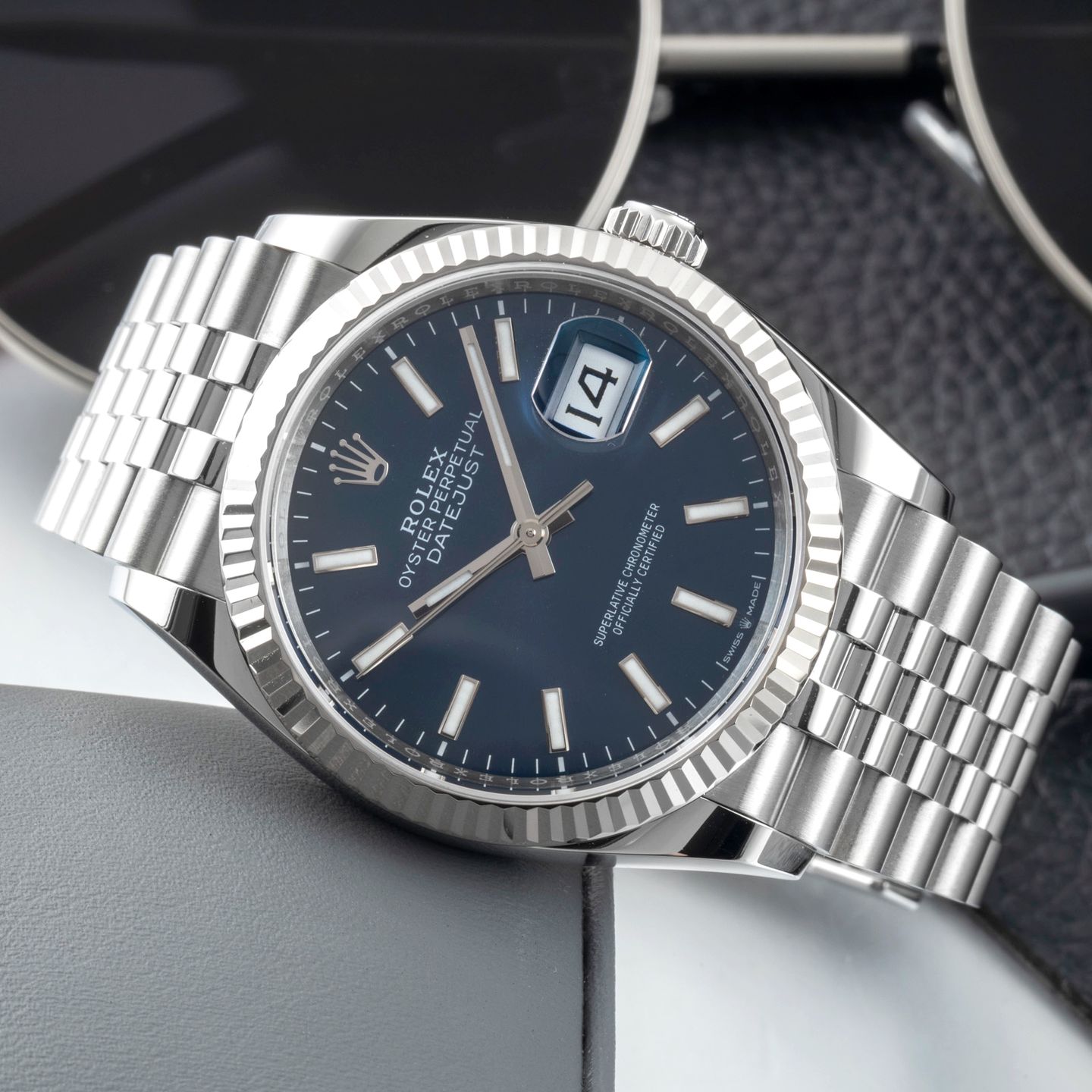 Rolex Datejust 36 126234 (Unknown (random serial)) - Blue dial 36 mm Steel case (2/8)