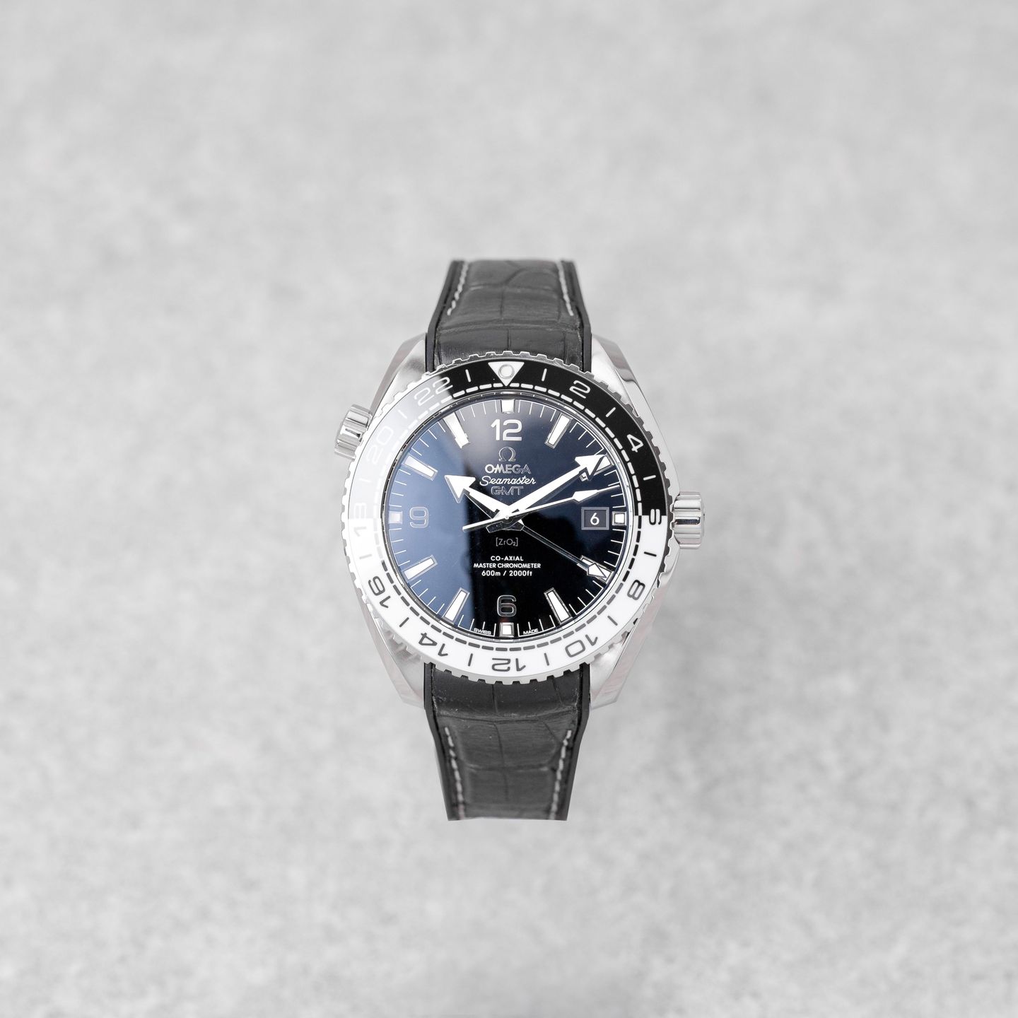 Omega Seamaster Planet Ocean 215.30.44.21.03.001 (2017) - Blue dial 44 mm Steel case (1/8)