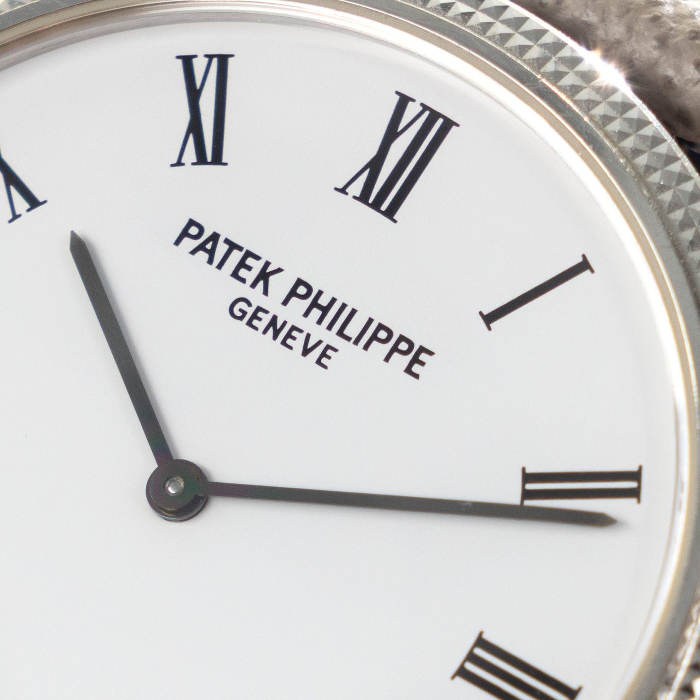 Patek Philippe Calatrava 5120G - (4/8)