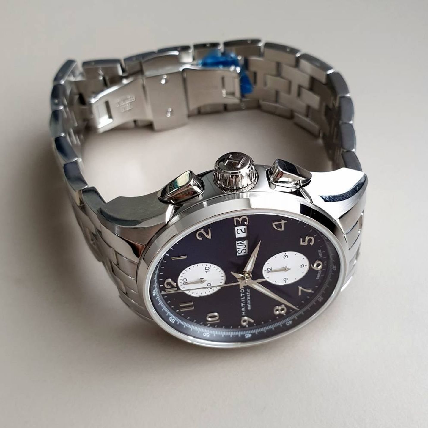 Hamilton Jazzmaster H32576141 (2025) - Blue dial 41 mm Steel case (6/8)