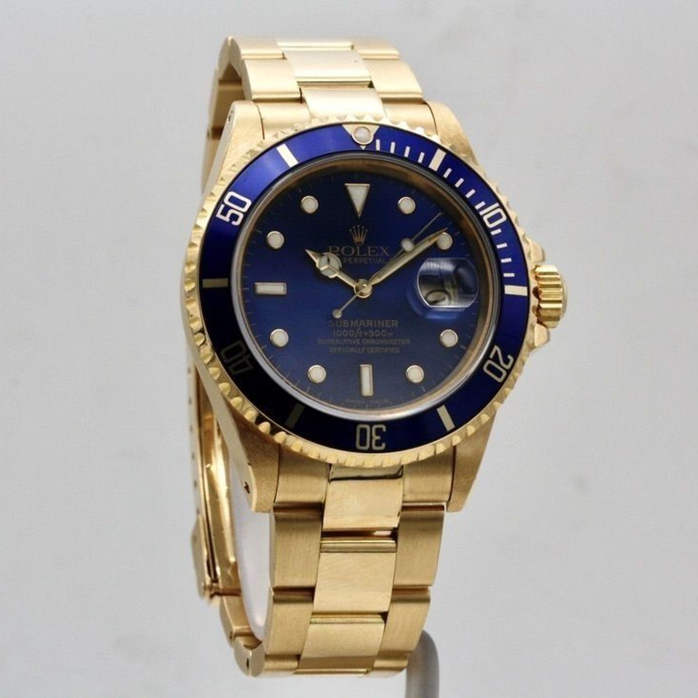 Rolex Submariner Date 16808 (1988) - Blauw wijzerplaat 40mm Geelgoud (1/8)