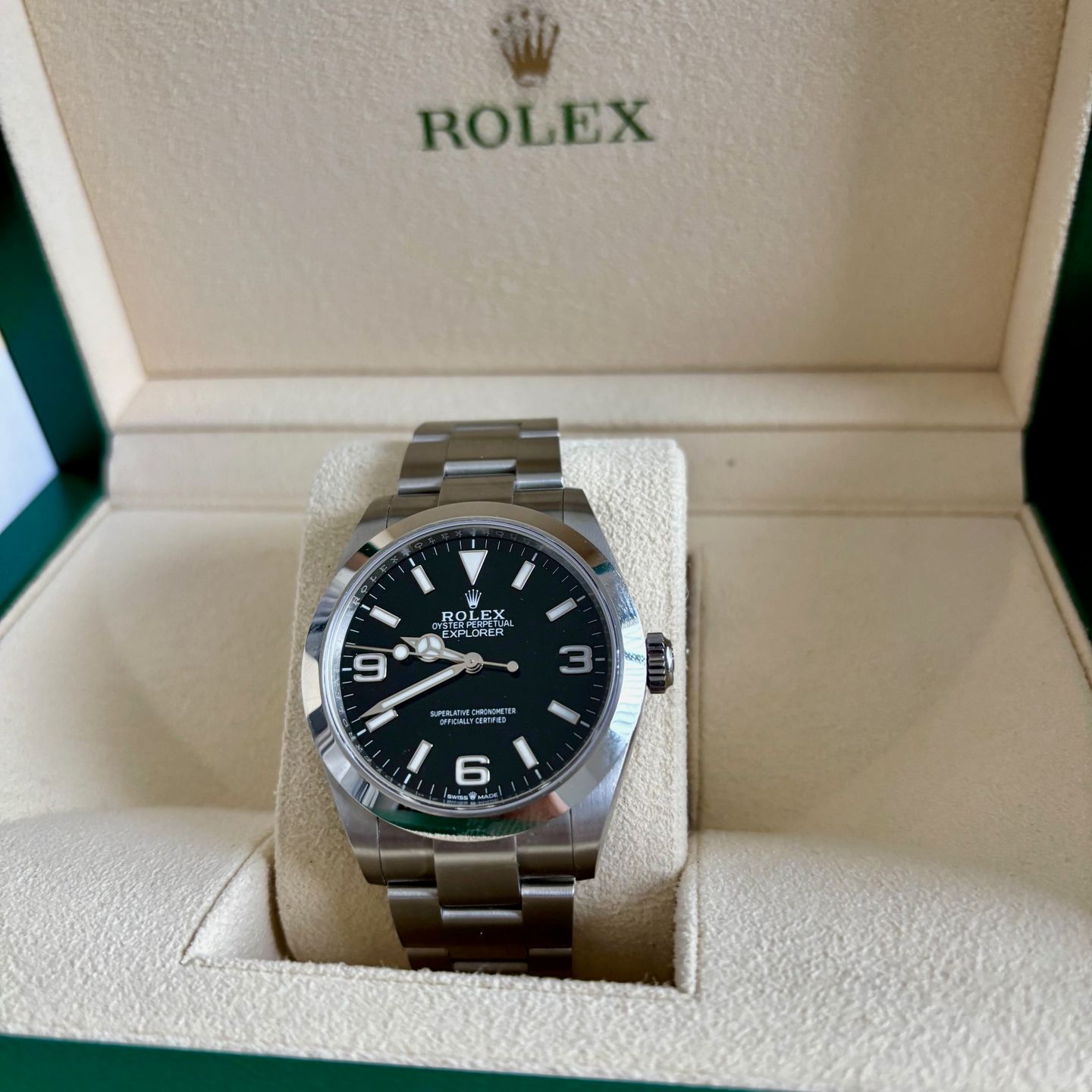 Rolex Explorer 224270 (2024) - Zwart wijzerplaat 40mm Staal (1/8)