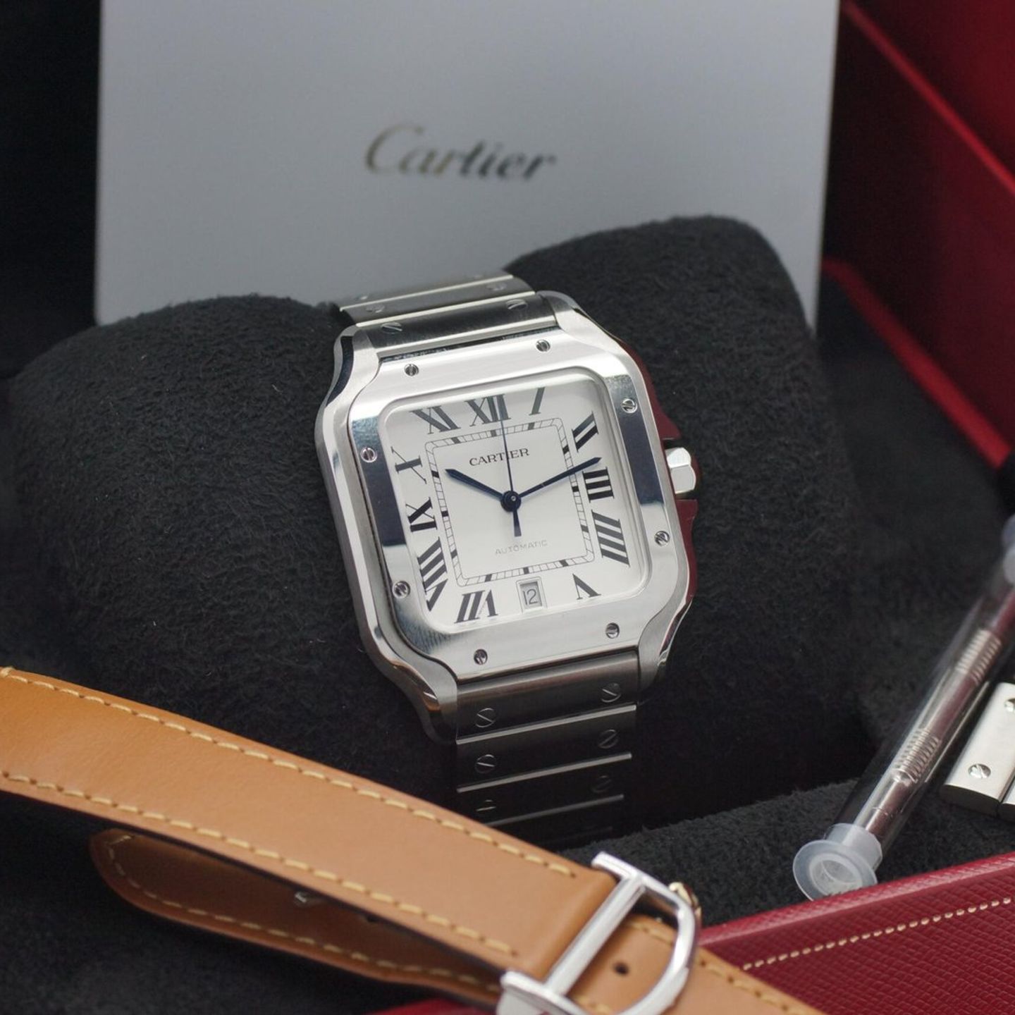 Cartier Santos WSSA0018 (2025) - Silver dial 40 mm Steel case (1/8)