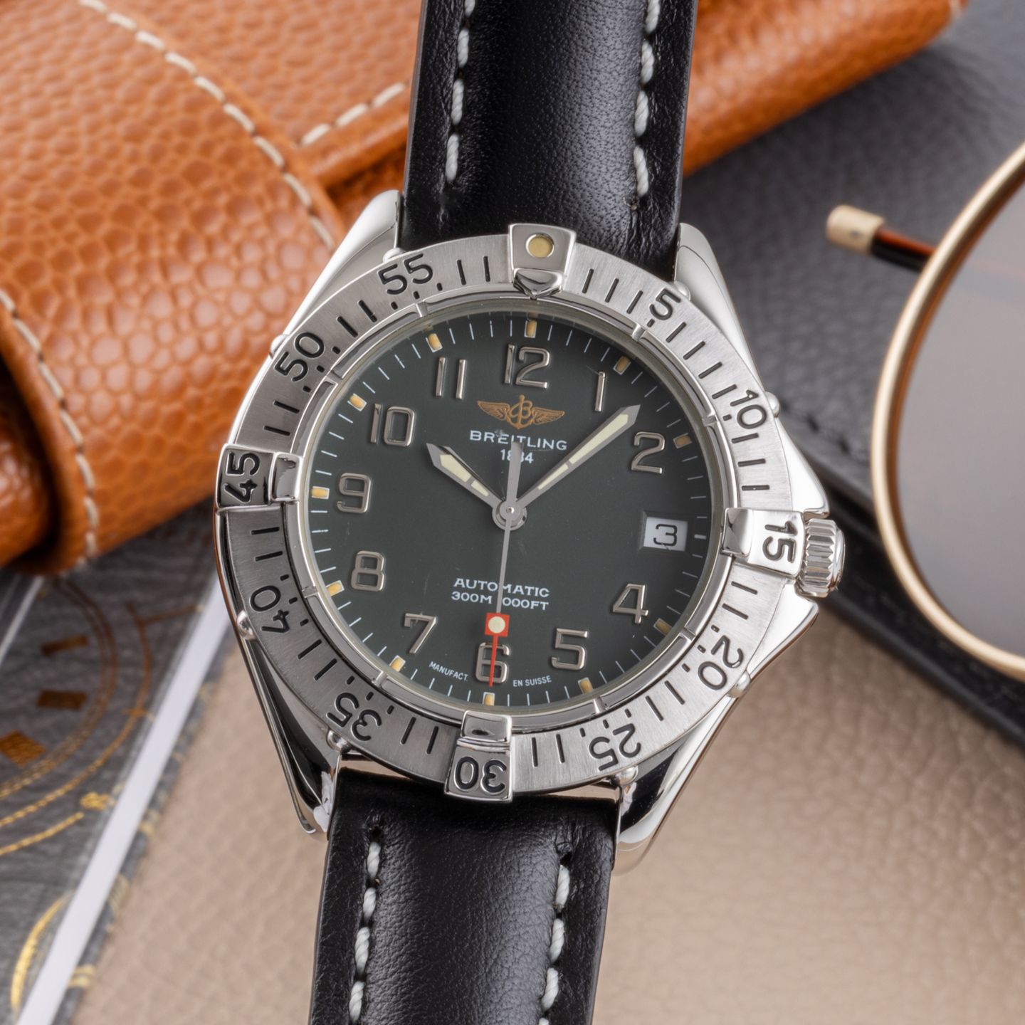 Breitling Colt Automatic A17035 (Onbekend (willekeurig serienummer)) - Zwart wijzerplaat 38mm Staal (3/8)