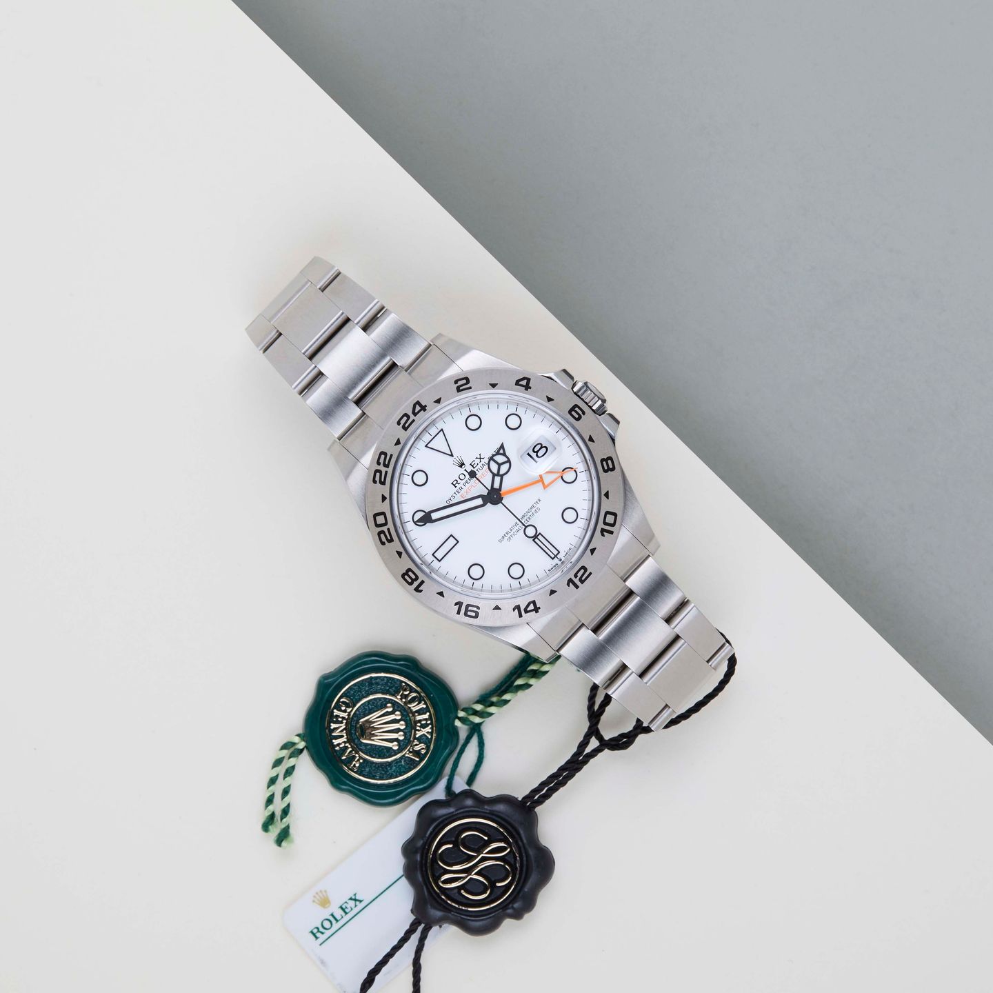 Rolex Explorer II 226570 - (2/8)