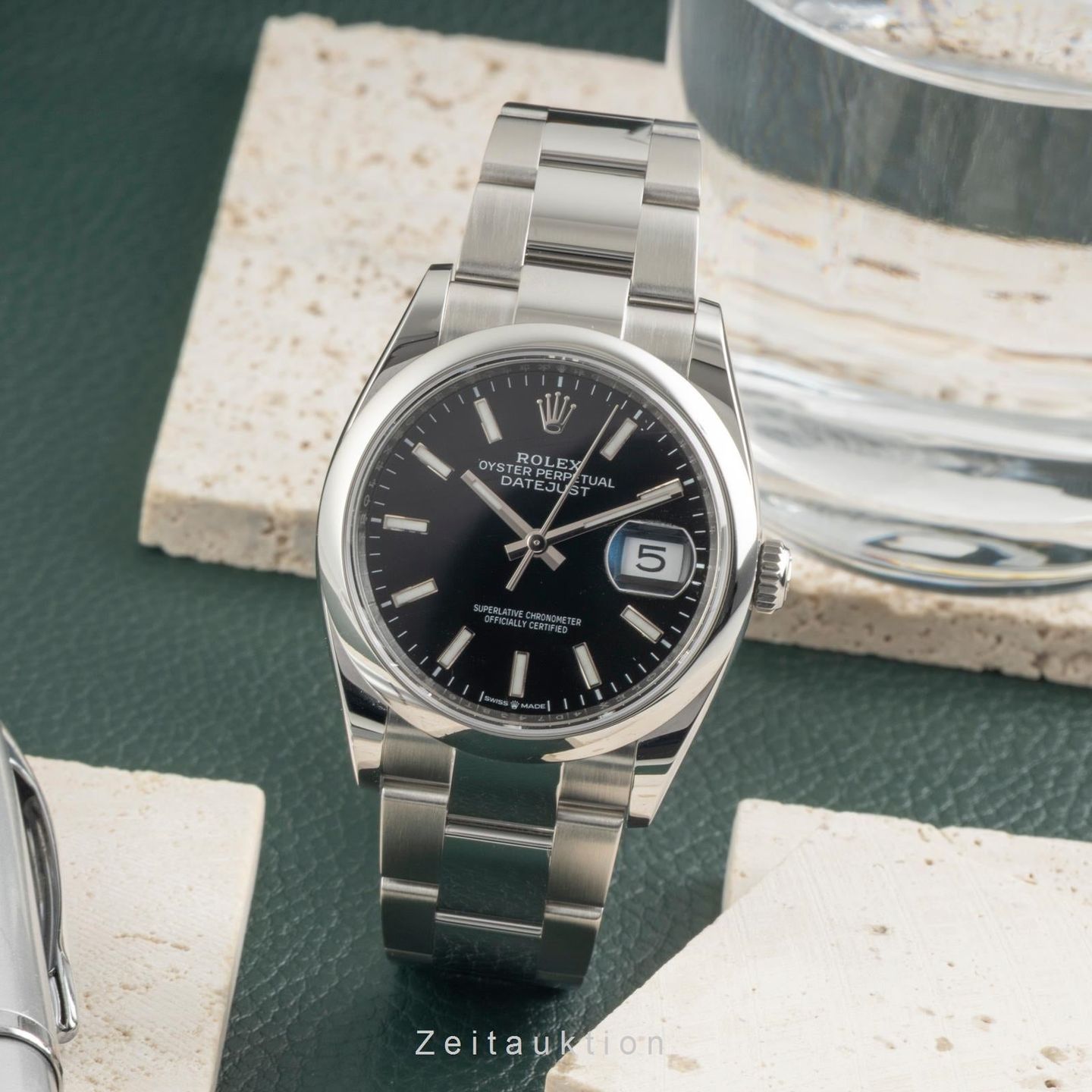 Rolex Datejust 36 126200 (Unknown (random serial)) - Black dial 36 mm Steel case (3/8)