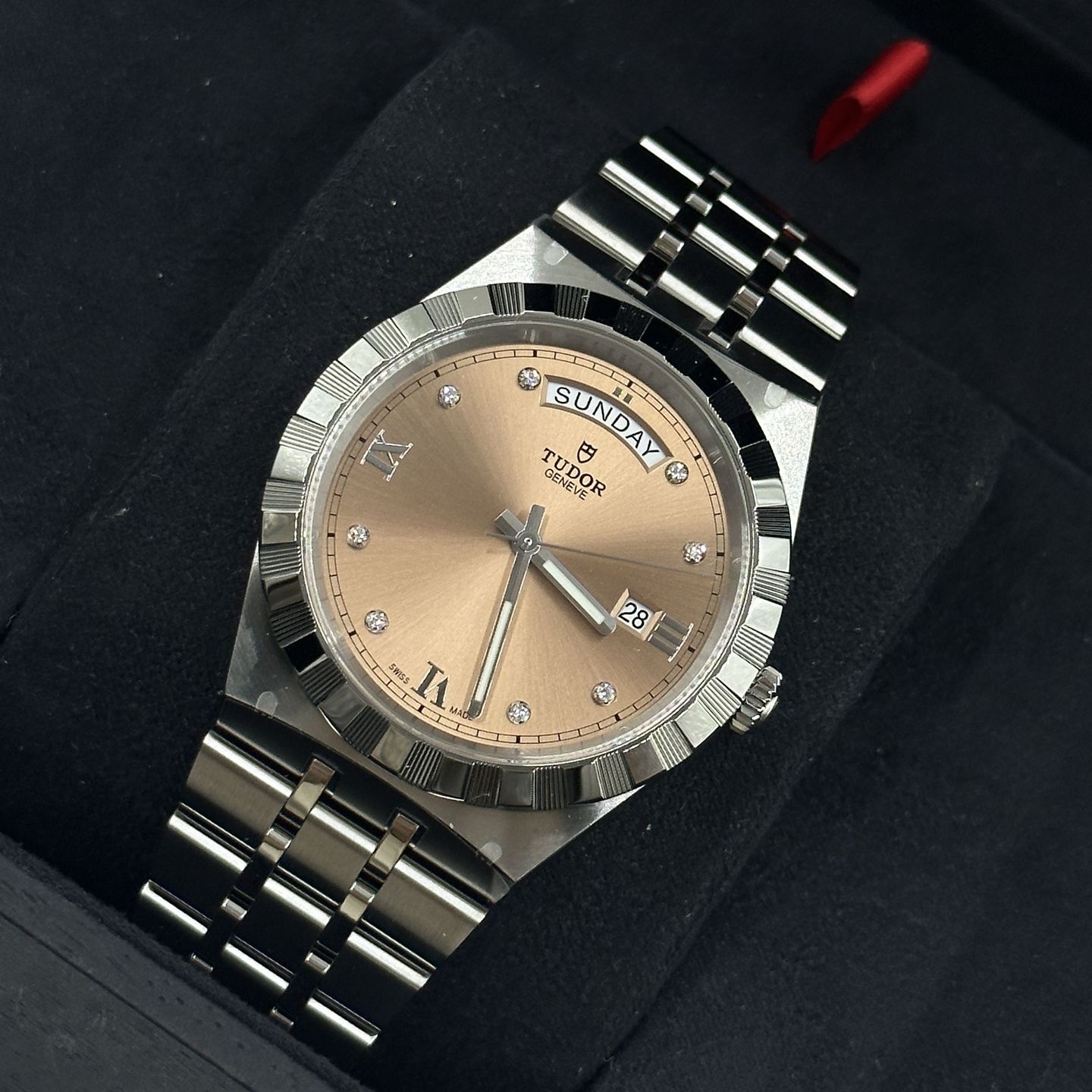 Tudor Royal 28600-0011 (2024) - Roze wijzerplaat 41mm Staal (8/8)