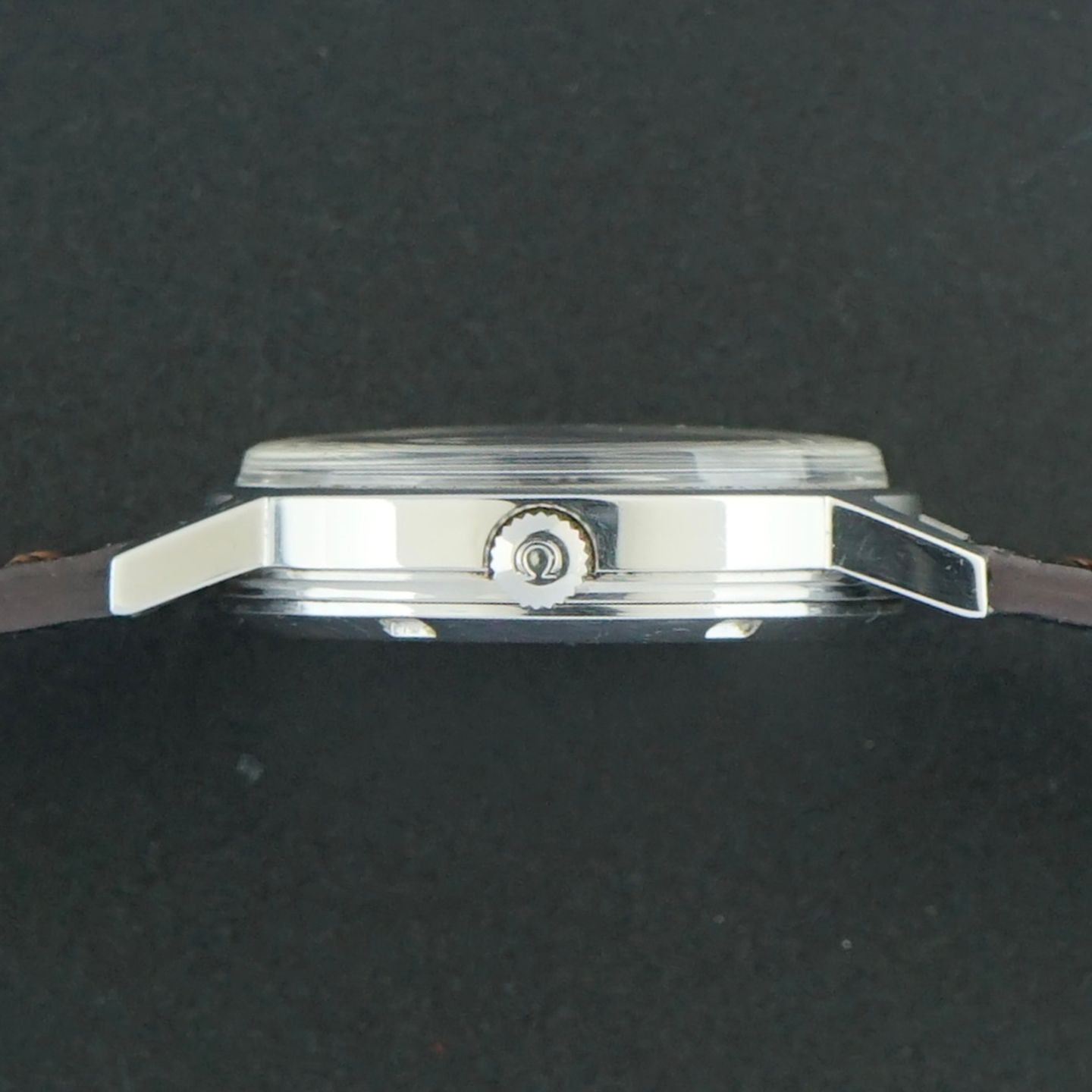 Omega Genève 166.0163 - (4/8)