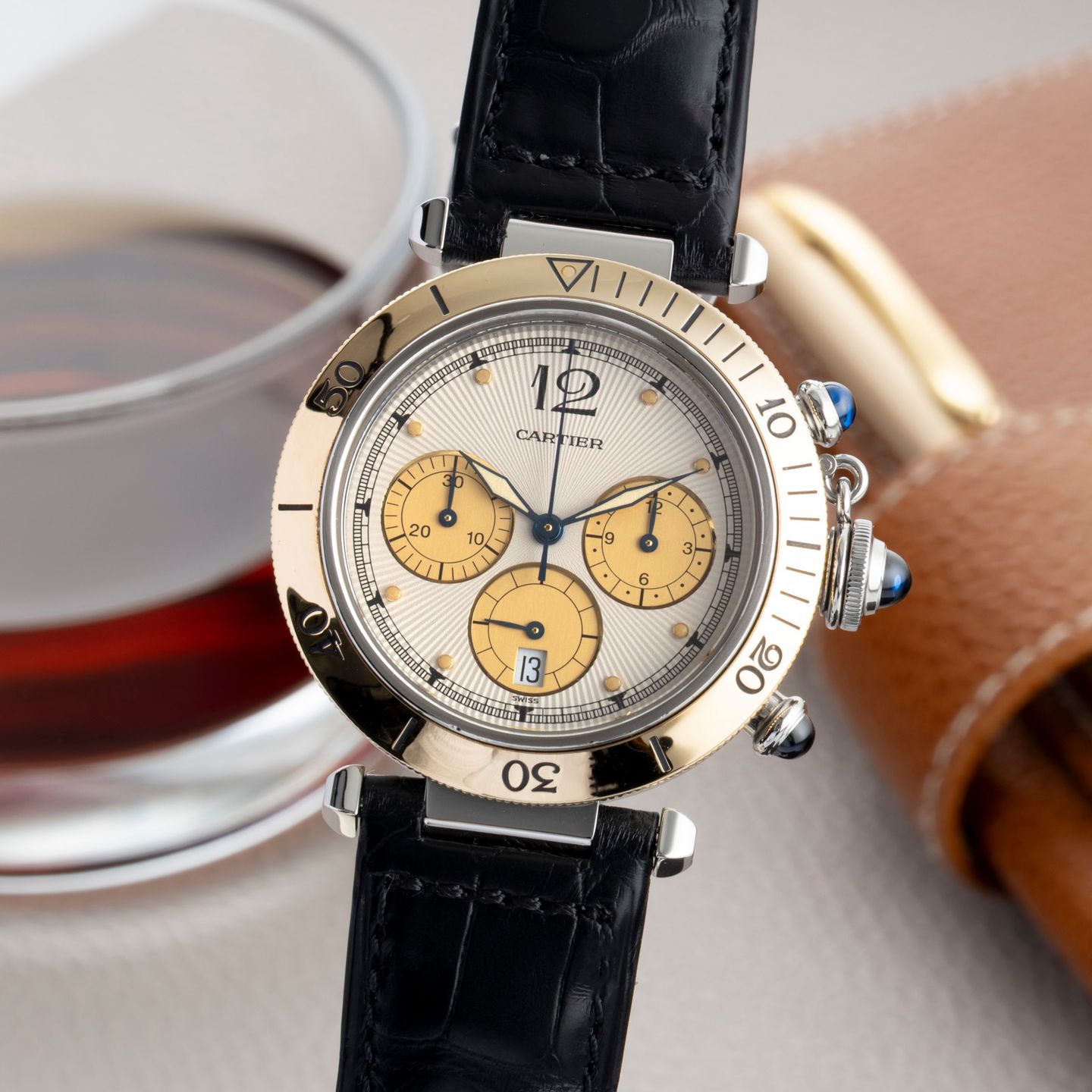 Cartier Pasha W3101155 (2000) - White dial 38 mm Gold/Steel case (3/8)