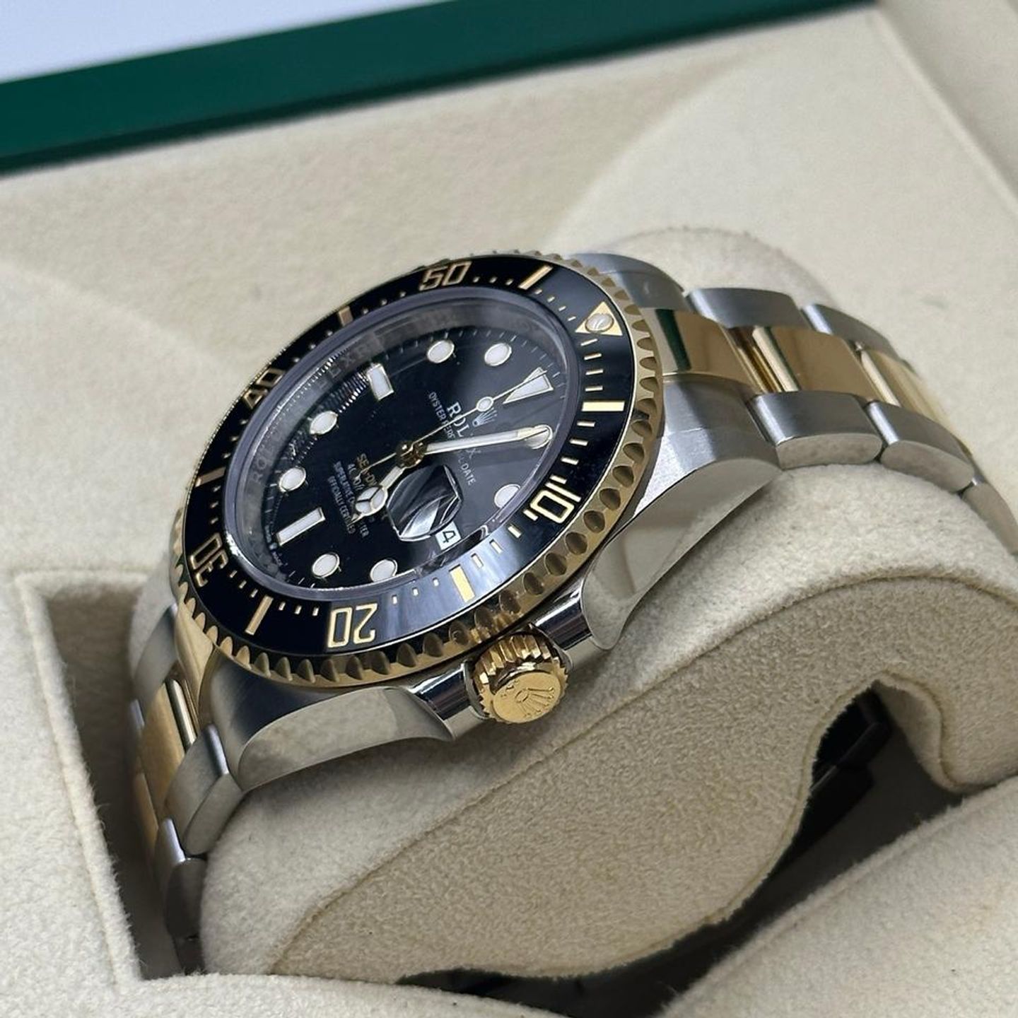 Rolex Sea-Dweller 126603 - (3/10)