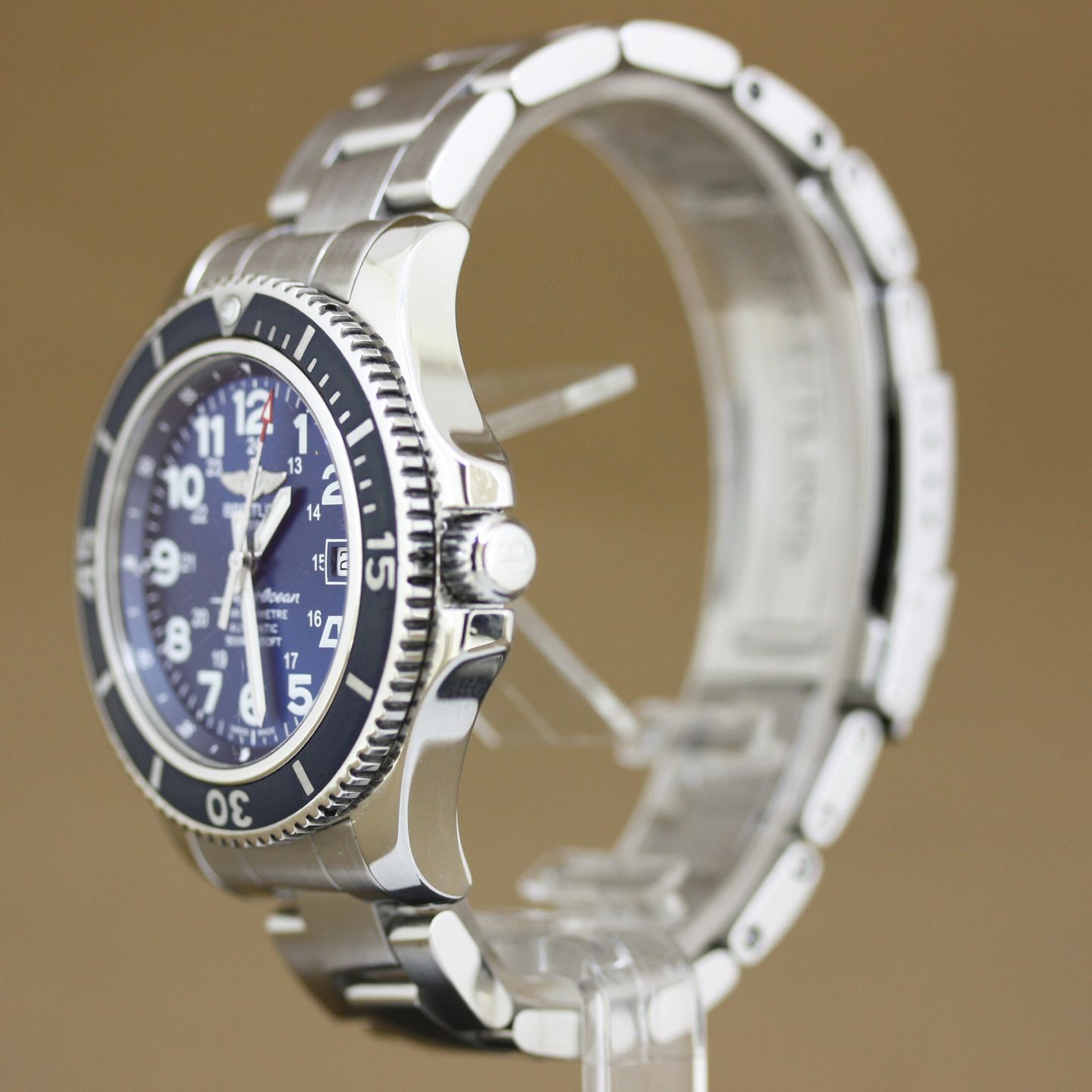 Breitling Superocean II 42 A17365 (2015) - 42 mm Steel case (5/8)