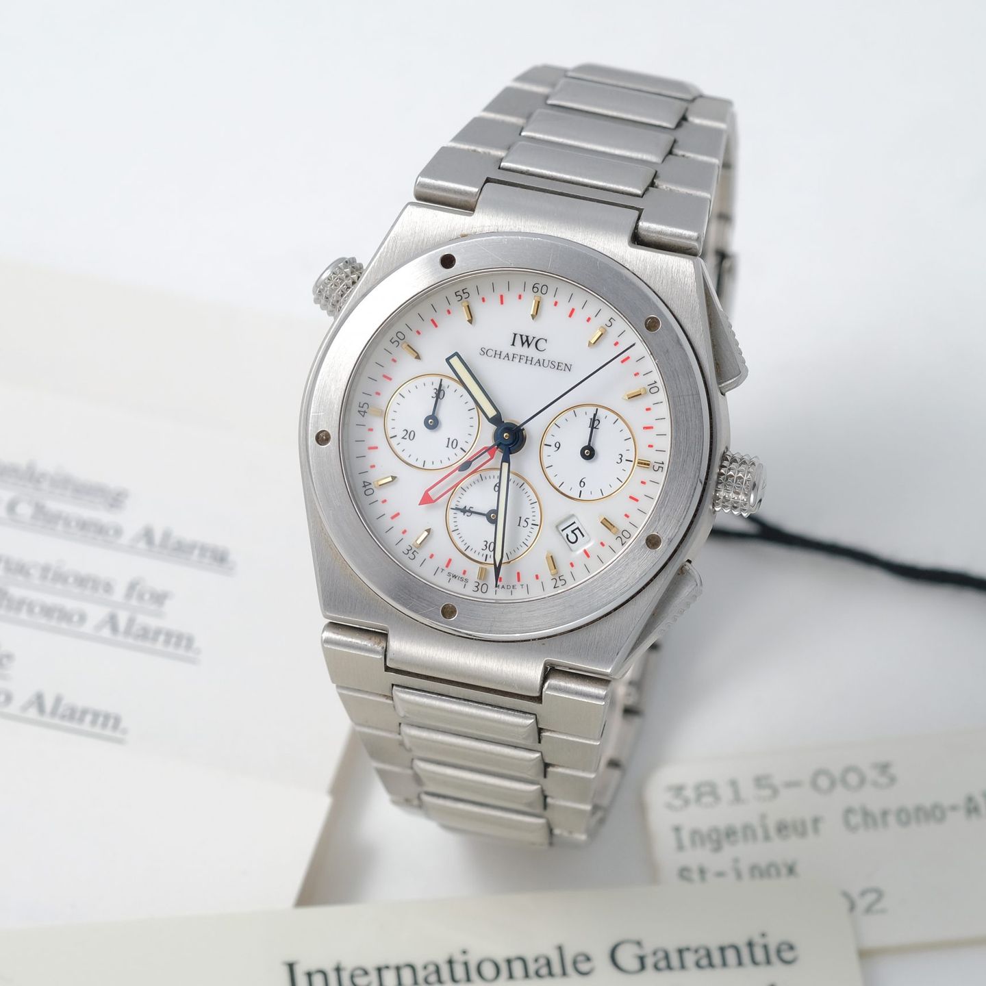 IWC Ingenieur Chronograph IW3815 (1995) - White dial 34 mm Steel case (2/4)