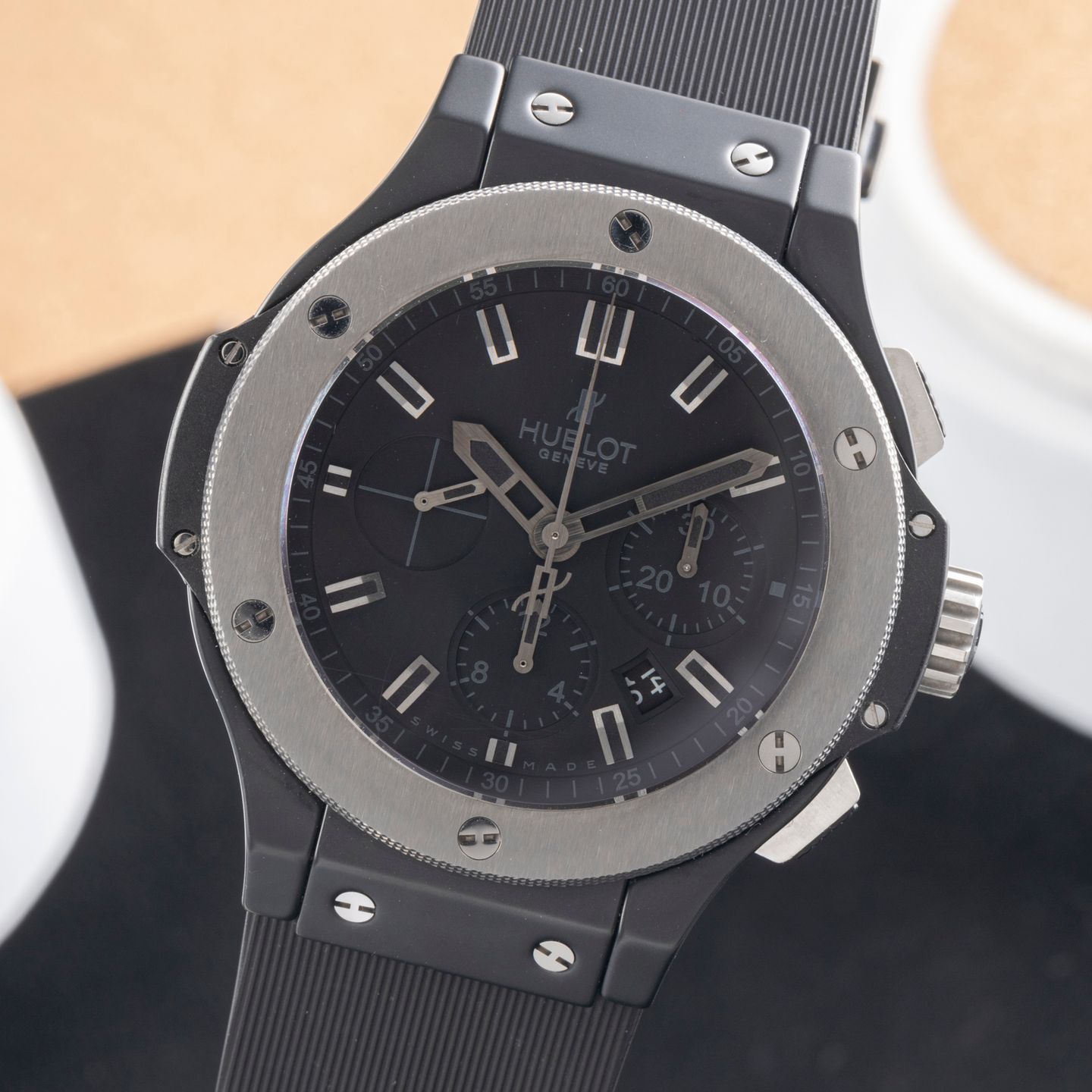 Hublot Big Bang 44 mm 301.CK.1140.RX (2015) - Black dial 44 mm Ceramic case (3/8)