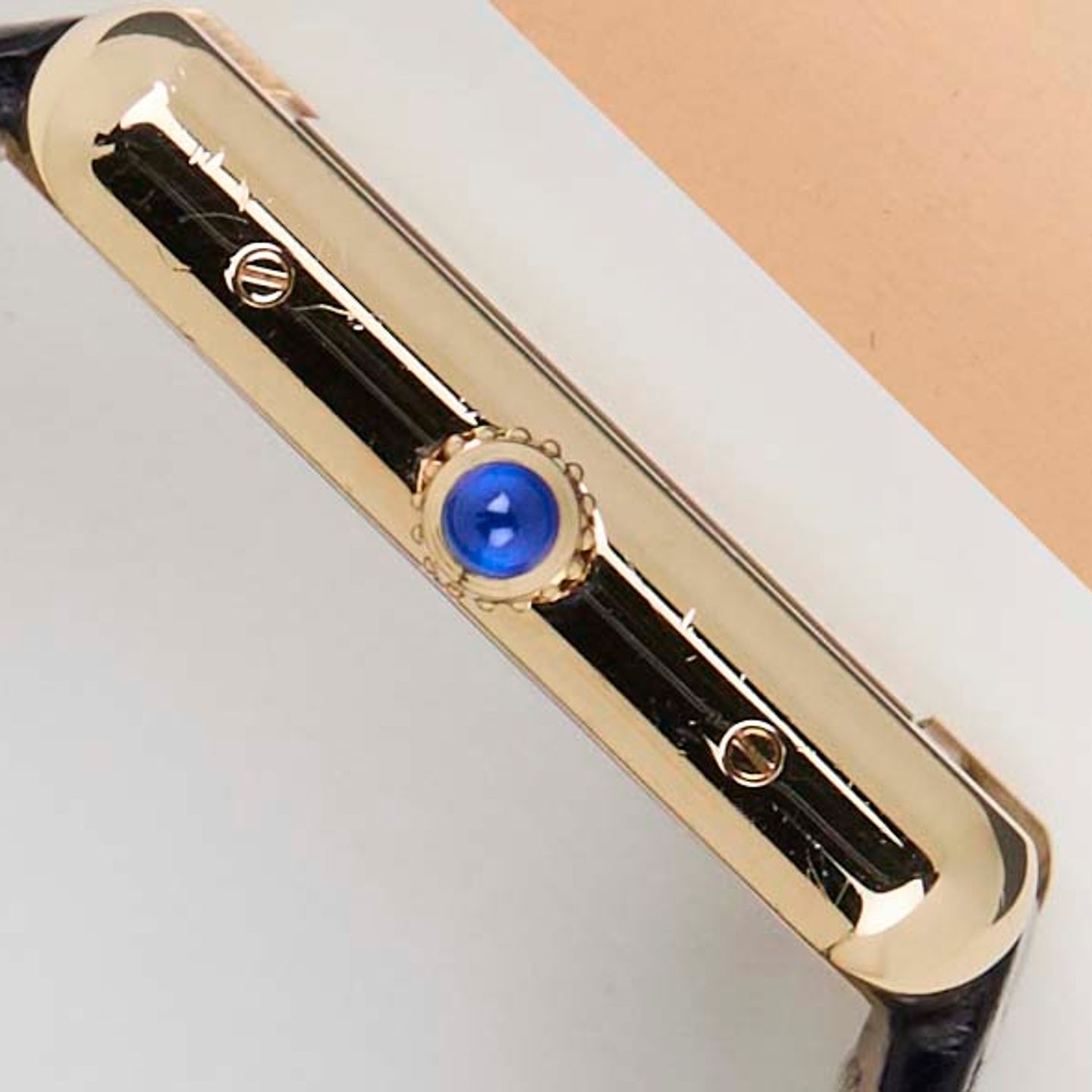 Cartier Tank Solo W1018755 (2009) - Wit wijzerplaat 31mm Geelgoud (8/8)