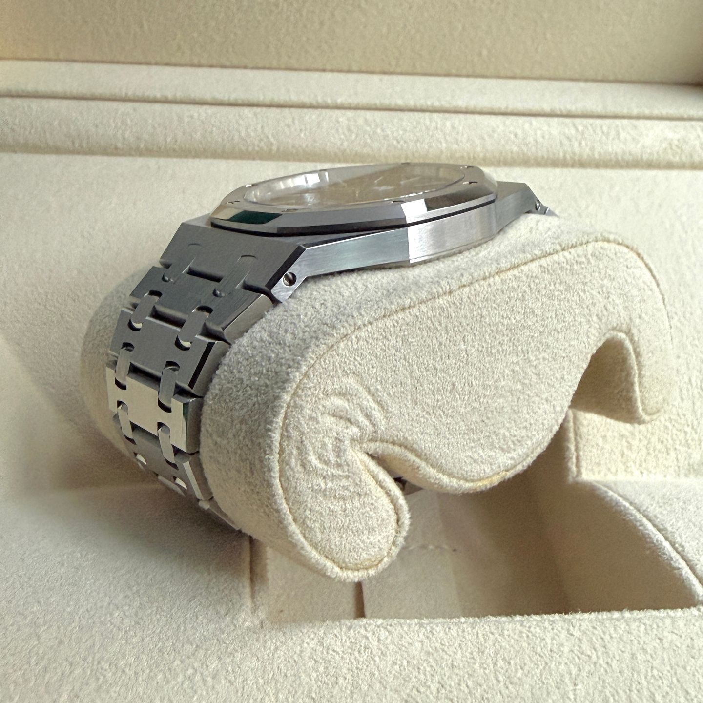 Audemars Piguet Royal Oak Jumbo 15202ST.OO.1240ST.01 - (5/12)