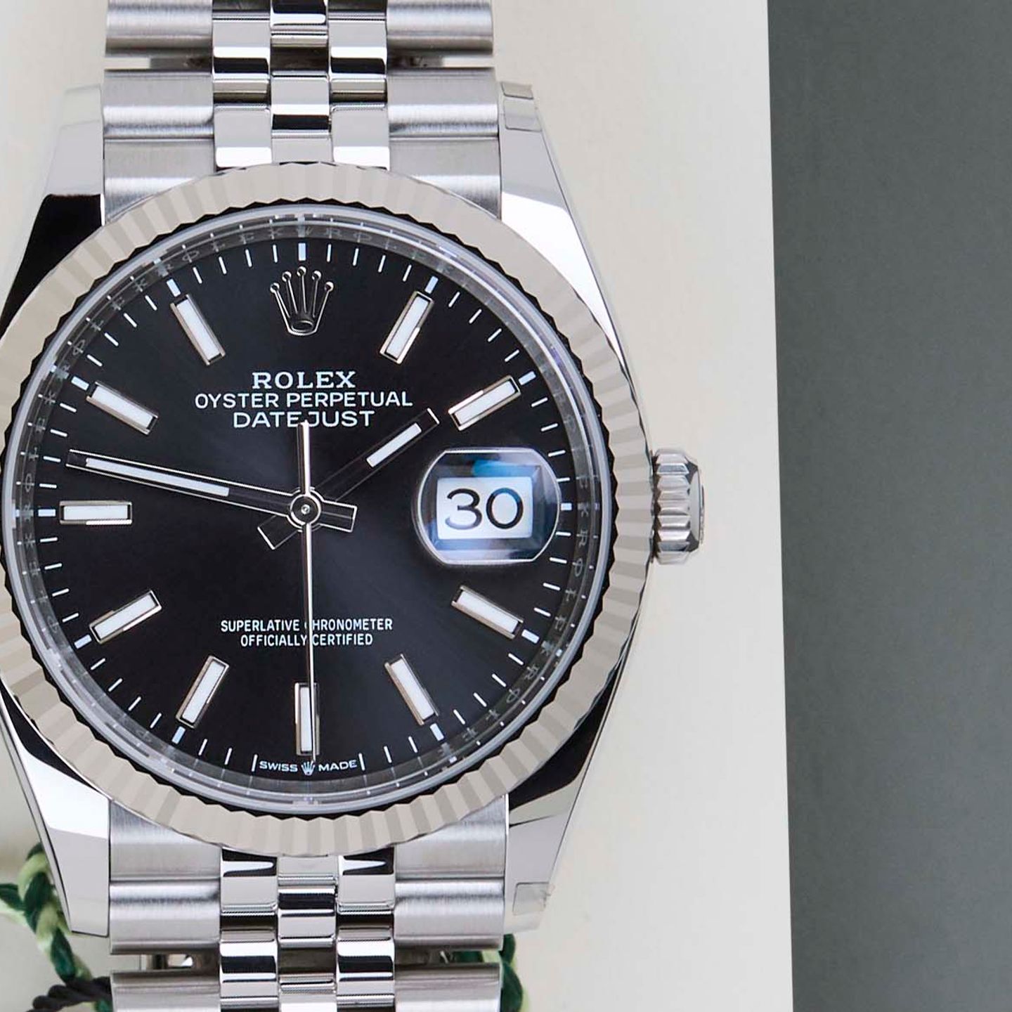 Rolex Datejust 36 126234 (2026) - Black dial 36 mm Steel case (5/8)