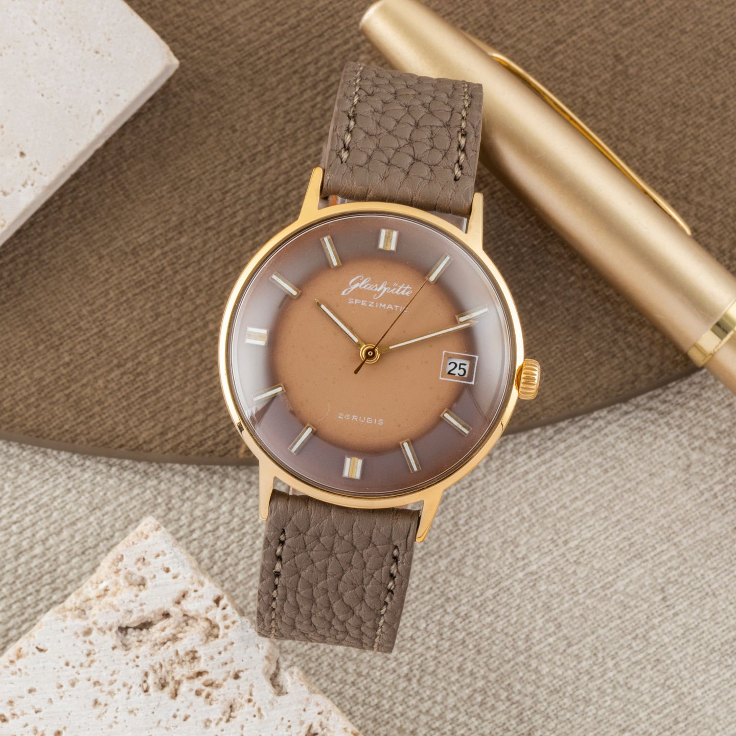 Unknown Unknown unknown - (1/8)