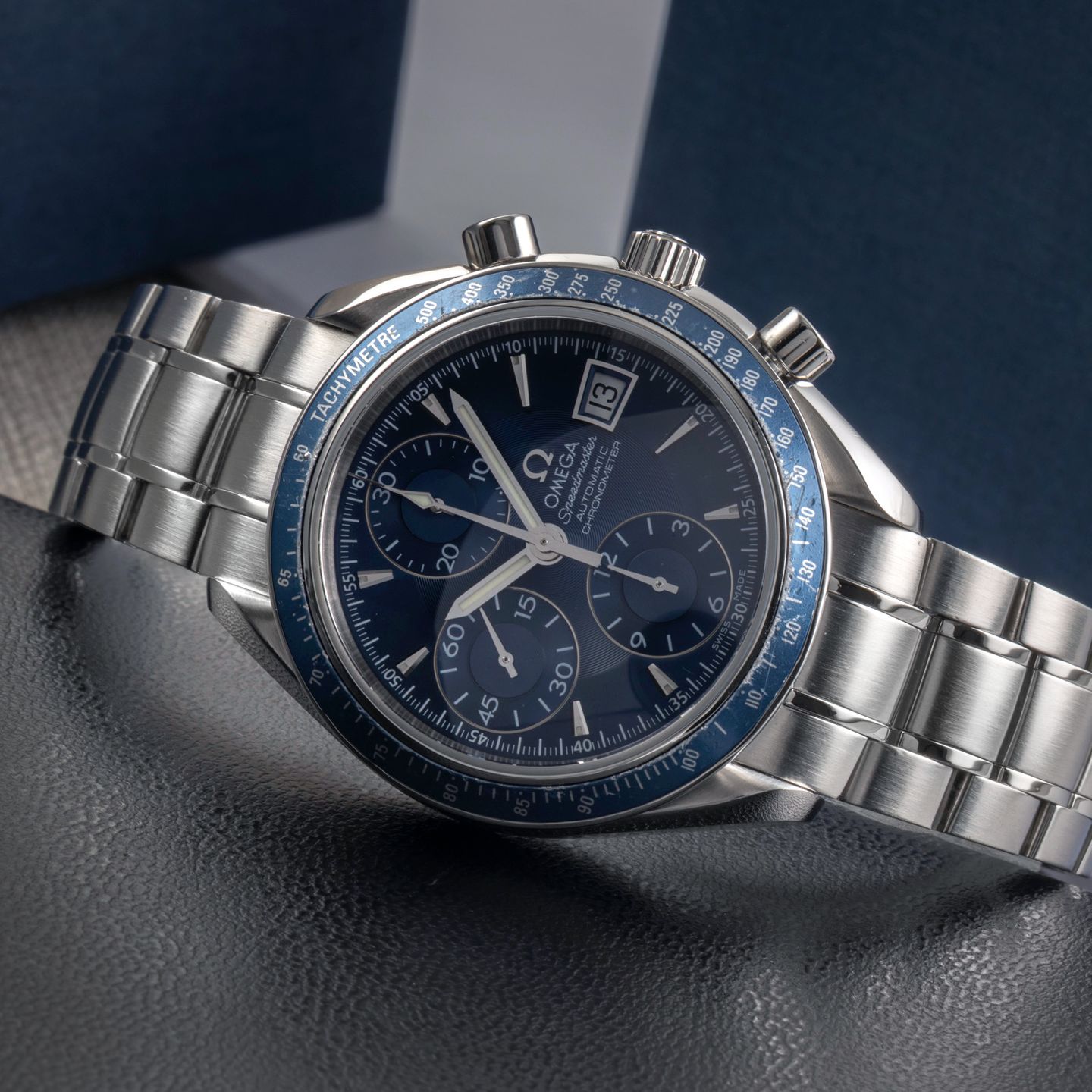 Omega Speedmaster Date 3212.80.00 - (2/8)