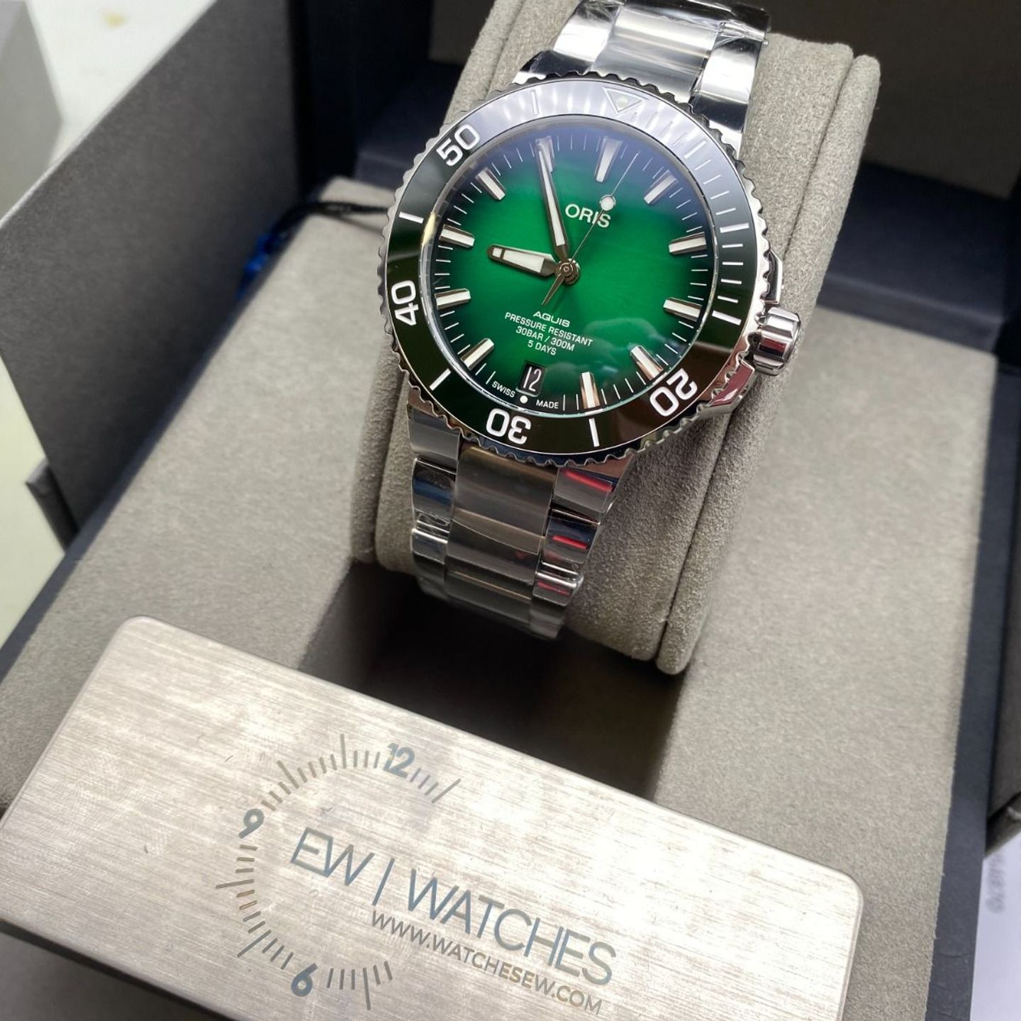 Oris Aquis Date 01 400 7763 4157-07 8 24 09PEB (2023) - Groen wijzerplaat 43mm Staal (6/8)