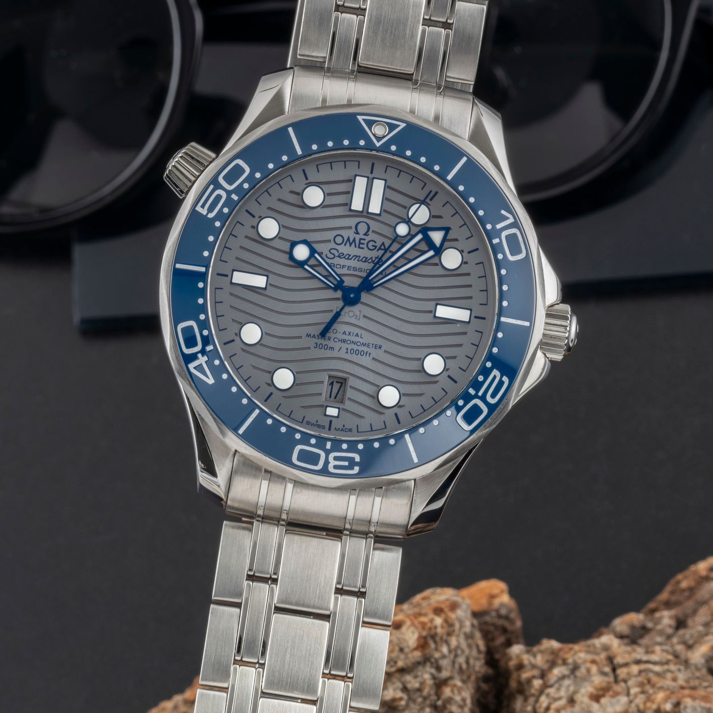 Omega Seamaster Diver 300 M 210.30.42.20.06.001 (Unknown (random serial)) - Grey dial 42 mm Steel case (3/8)