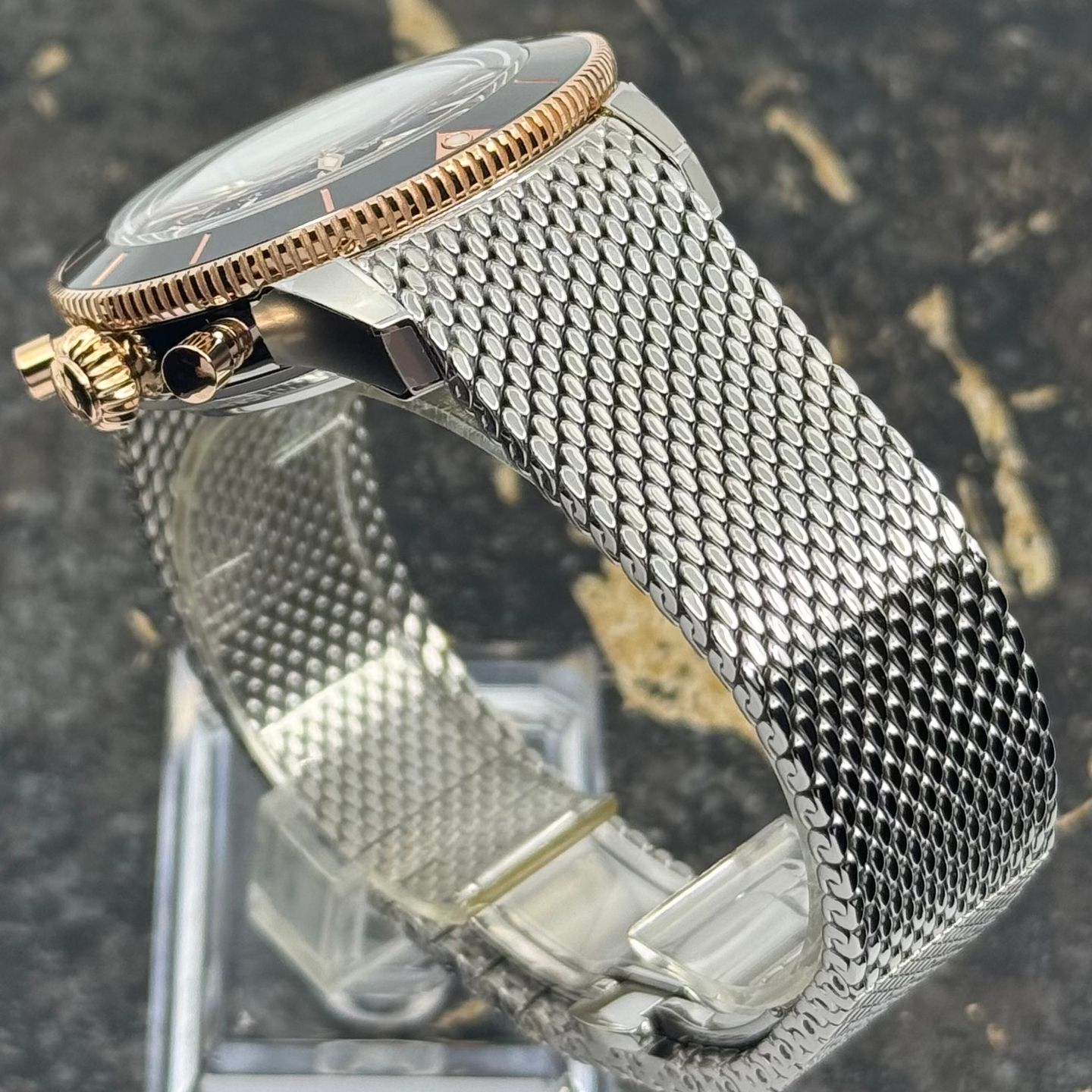 Breitling Superocean Heritage 42 UB0156H11B1A1 (2025) - Zwart wijzerplaat 42mm Goud/Staal (8/8)