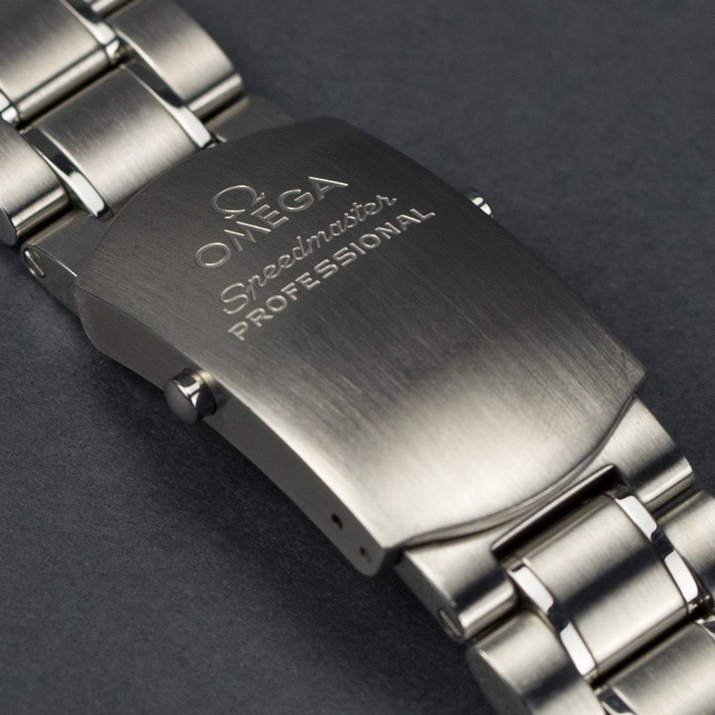 Omega Speedmaster Professional Moonwatch 311.30.42.30.01.006 (2022) - Black dial 42 mm Steel case (8/8)