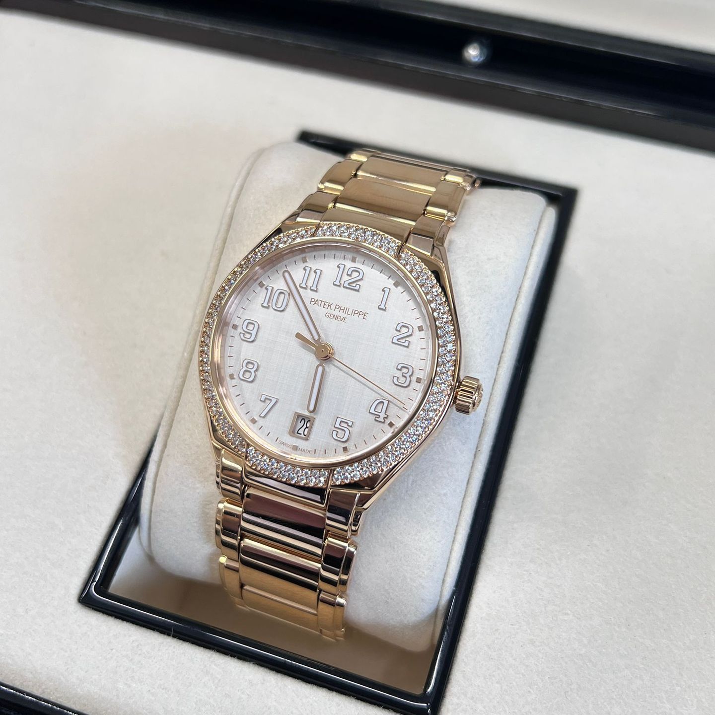 Patek Philippe Twenty~4 7300/1200R-010 - (4/8)